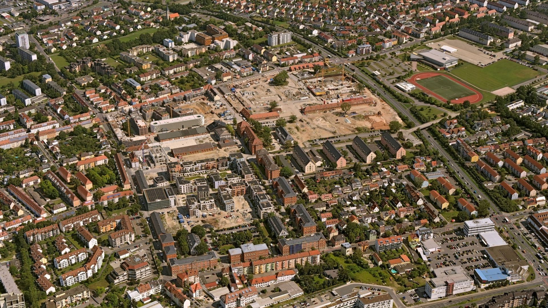 Verteidigungsminister Boris Pistorius zu Gast in Bamberg: SPD-OB-Kandidat Niedermaier hat Muna-Gelände im Sinn