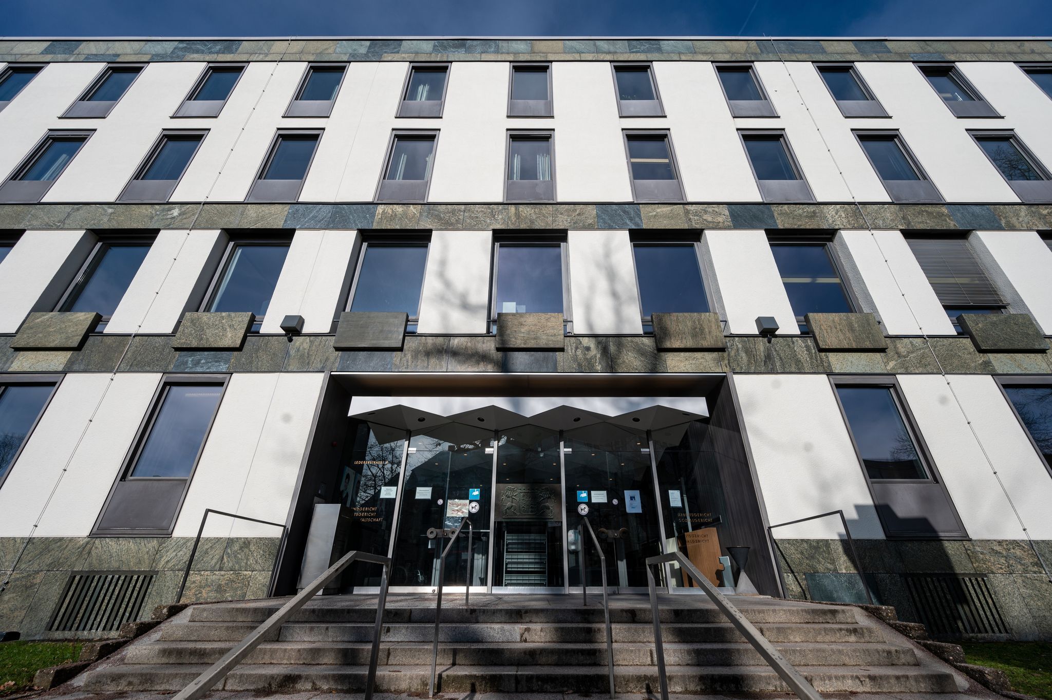 Drogen statt Champagner – Prozess um Tod in Restaurant