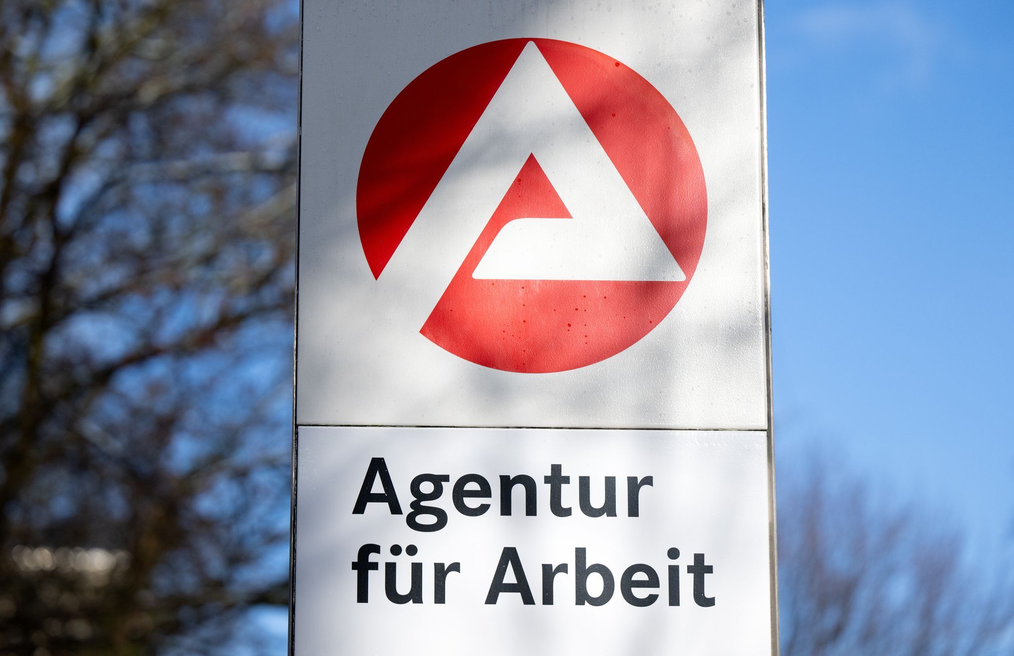 Arbeitslosigkeit in Bayern geht leicht zurück