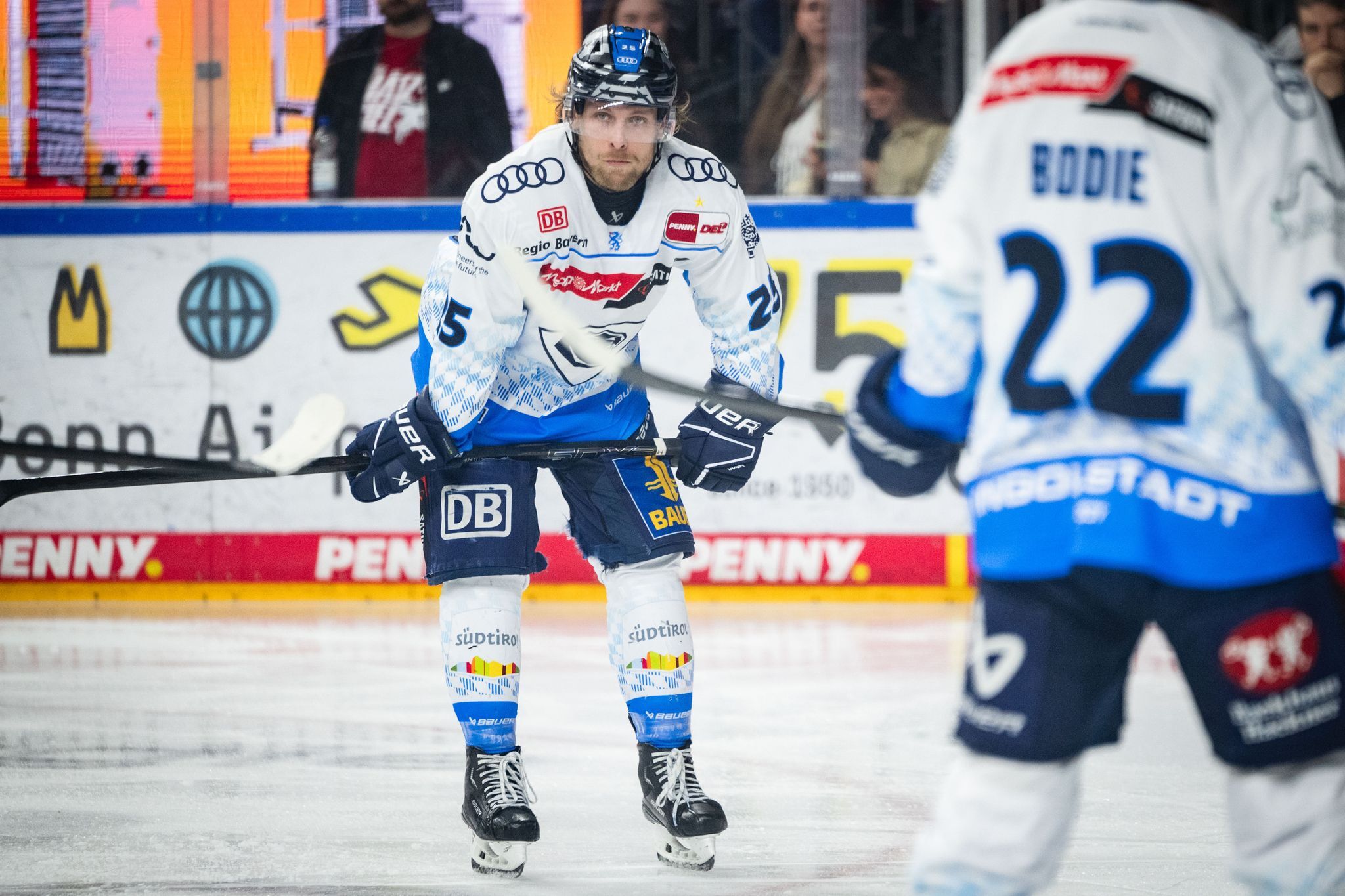 ERC Ingolstadt verlängert Vertrag mit Nationalspieler Hüttl