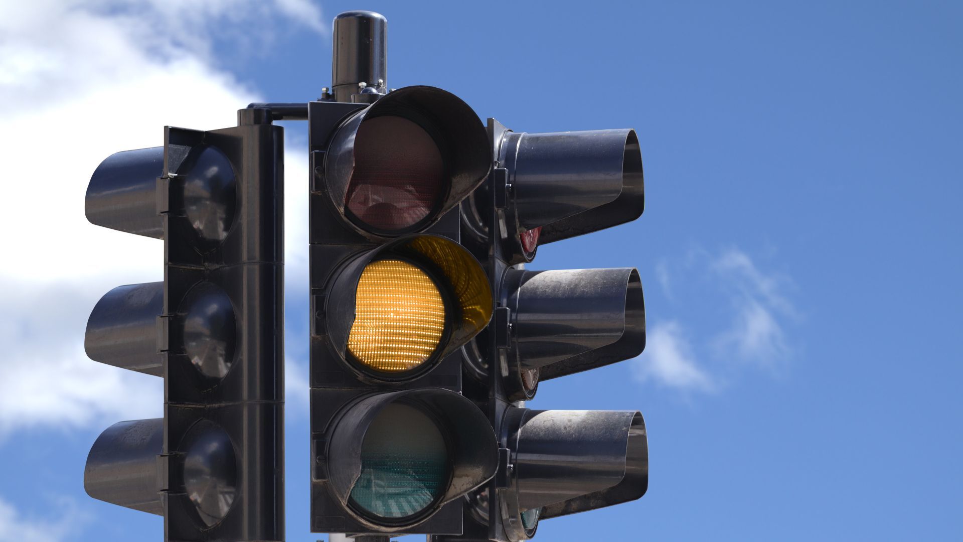 Ausgefallene Ampel in Bamberg noch länger defekt – Neubau ab Frühling