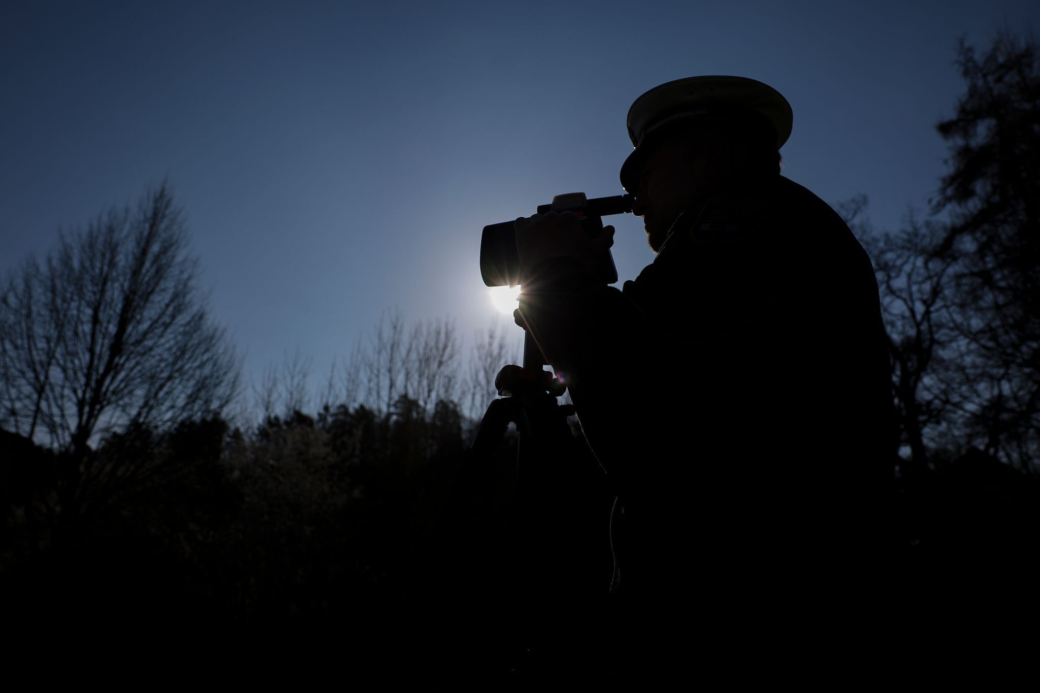 Fahrer rast im Dunkeln durch fränkisches Dorf nach Hessen