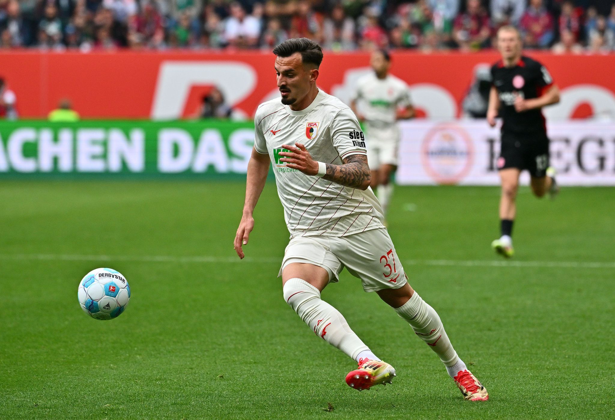 Spekulation um Berisha – FCA-Chance auf U21-Nationalspieler?