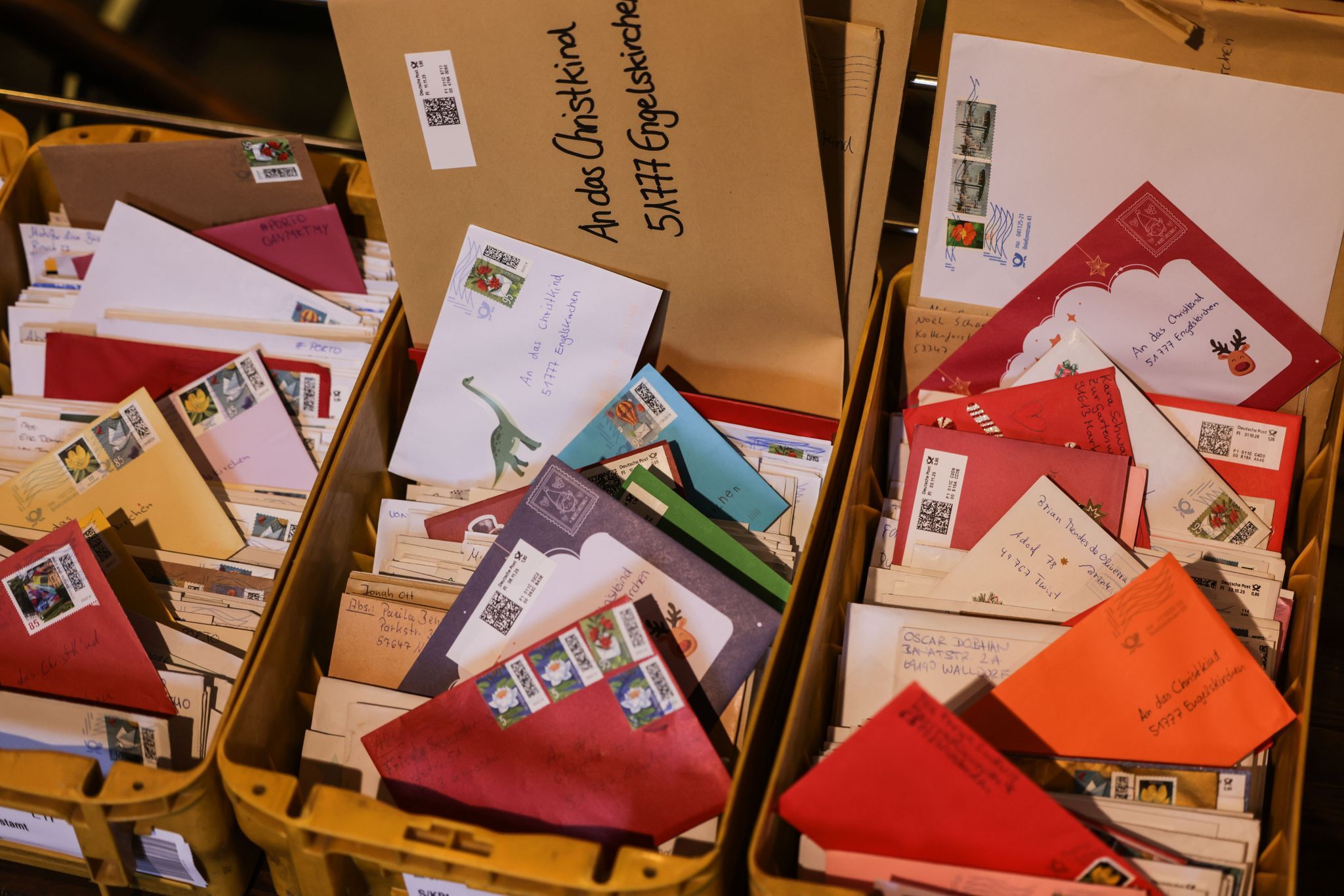 90.000 Briefe ans Christkind in Engelskirchen eingetroffen