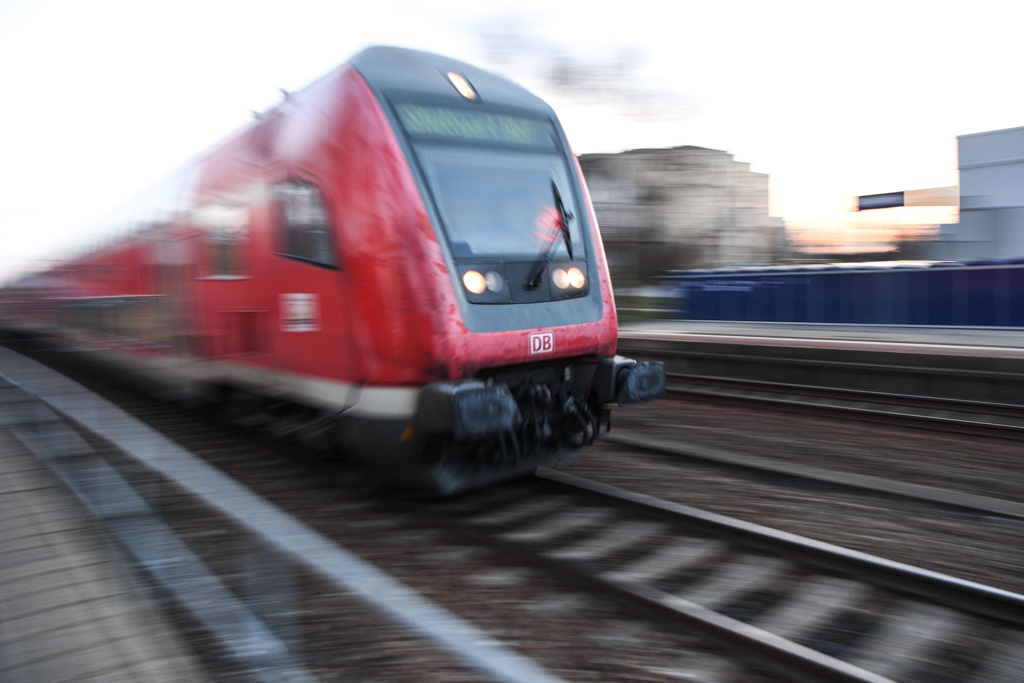S-Bahn-Surfer gefasst – Polizei stoppt riskante Aktion