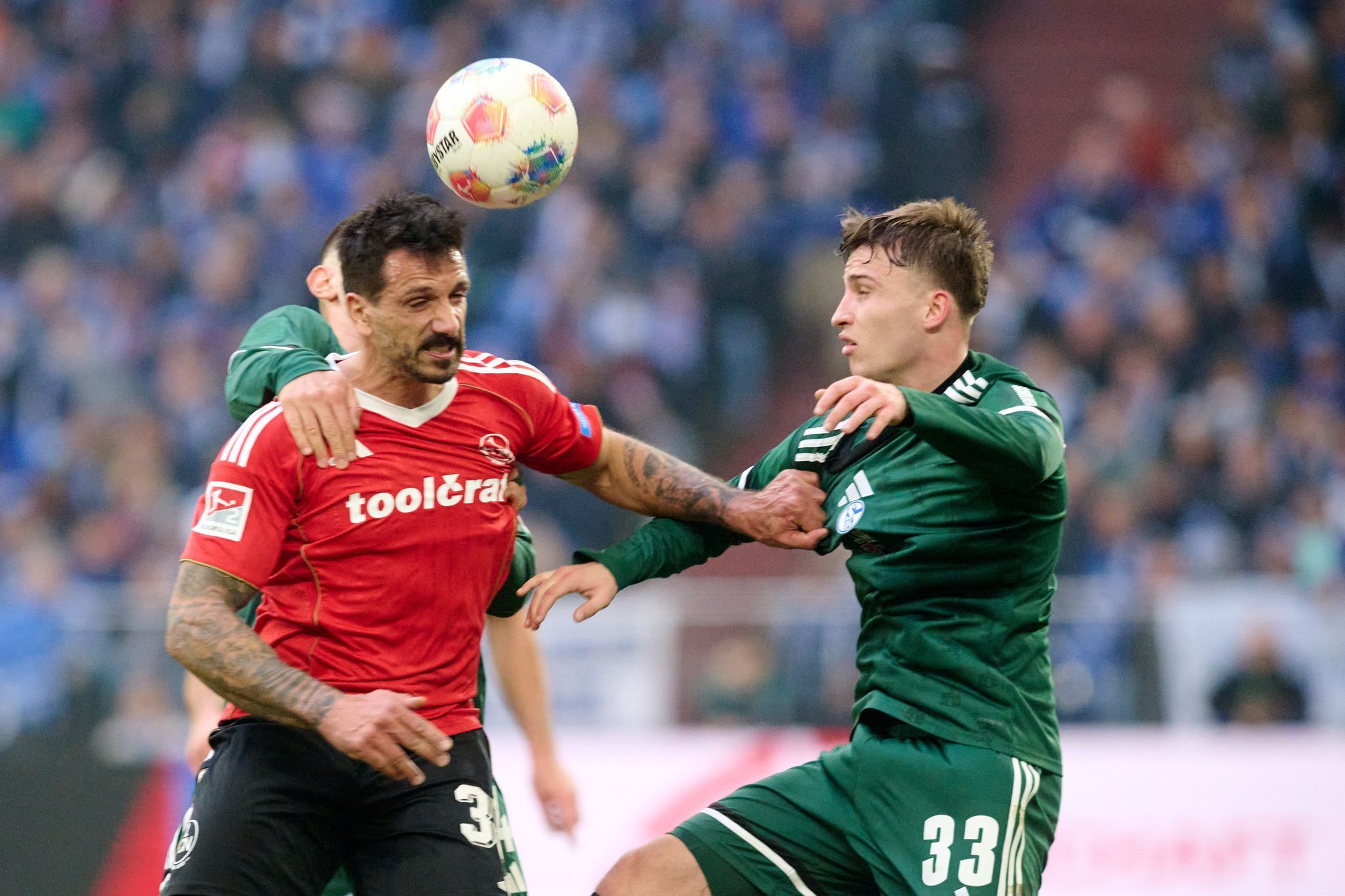 Youngster Becker führt Schalke zur Herbstmeisterschaft