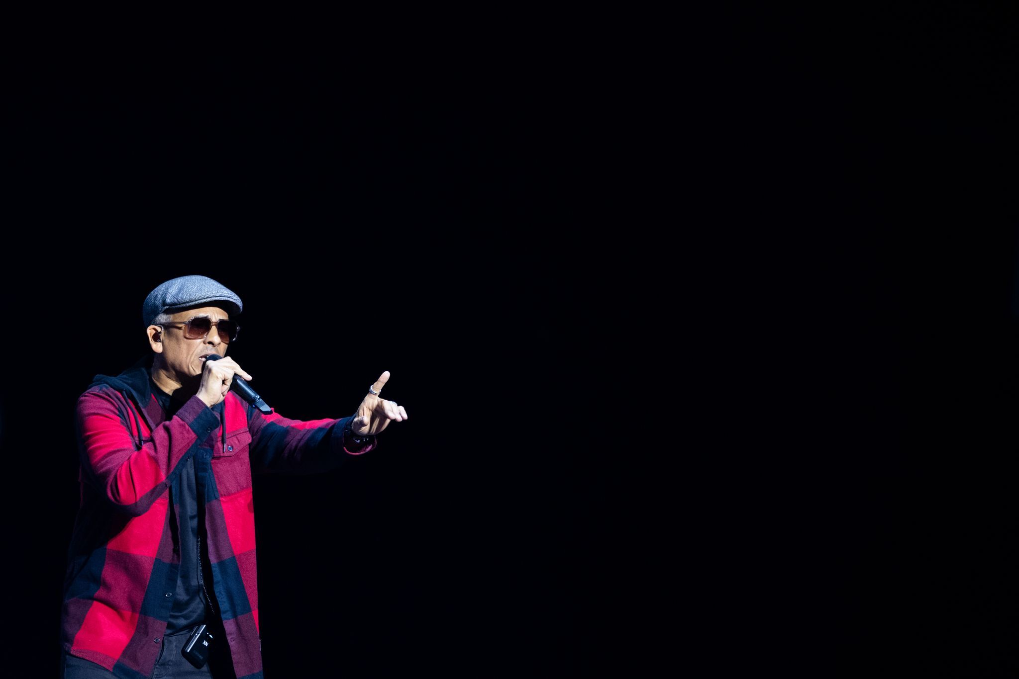 Xavier Naidoo zurück auf Tour – Debatte um Auftritte bleibt