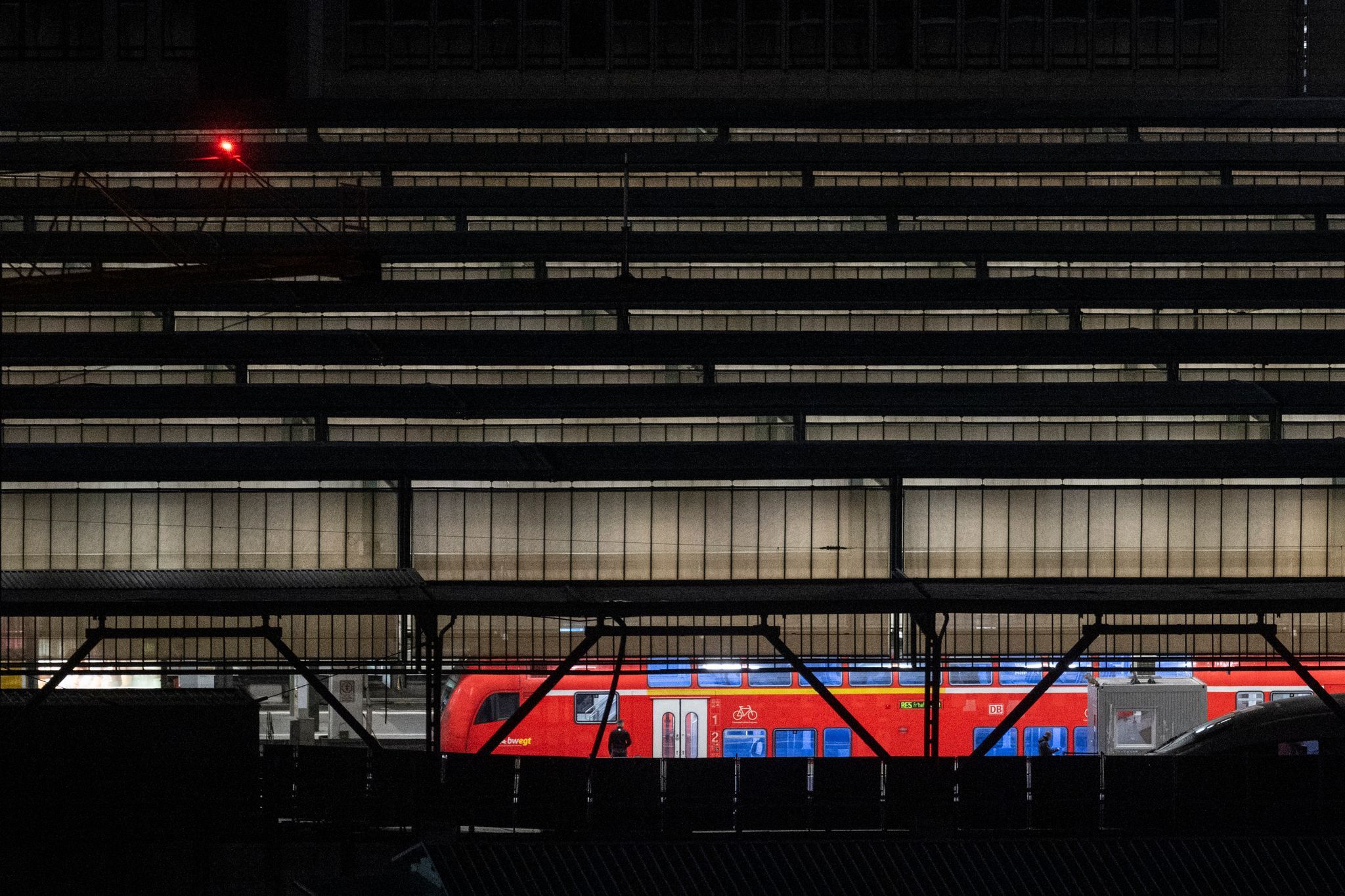 Verdächtiges Gepäckstück: Hauptbahnhof Stuttgart evakuiert