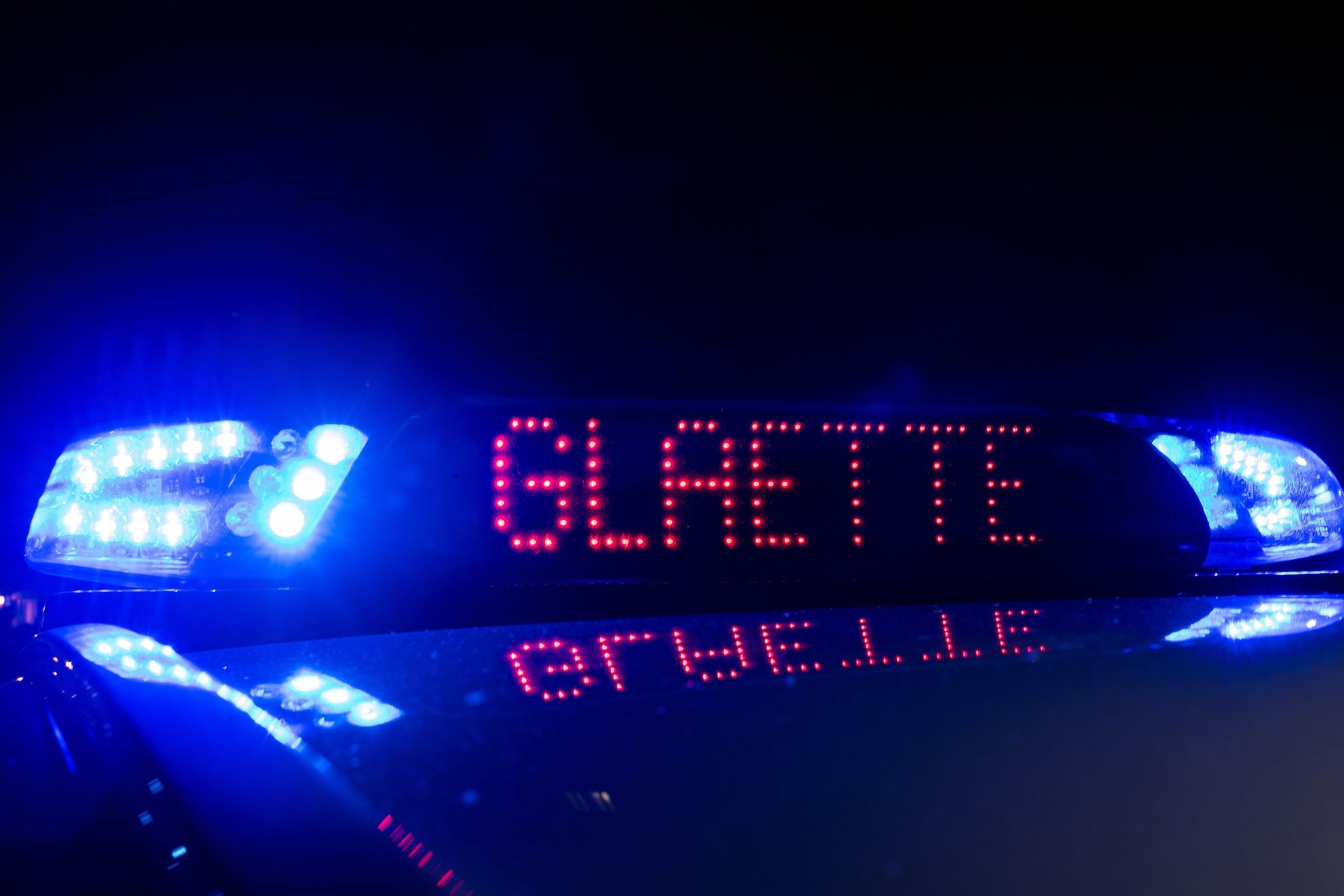 Wegen Blitzeis: 6 Unfälle mit 13 Fahrzeugen bei Memmingen