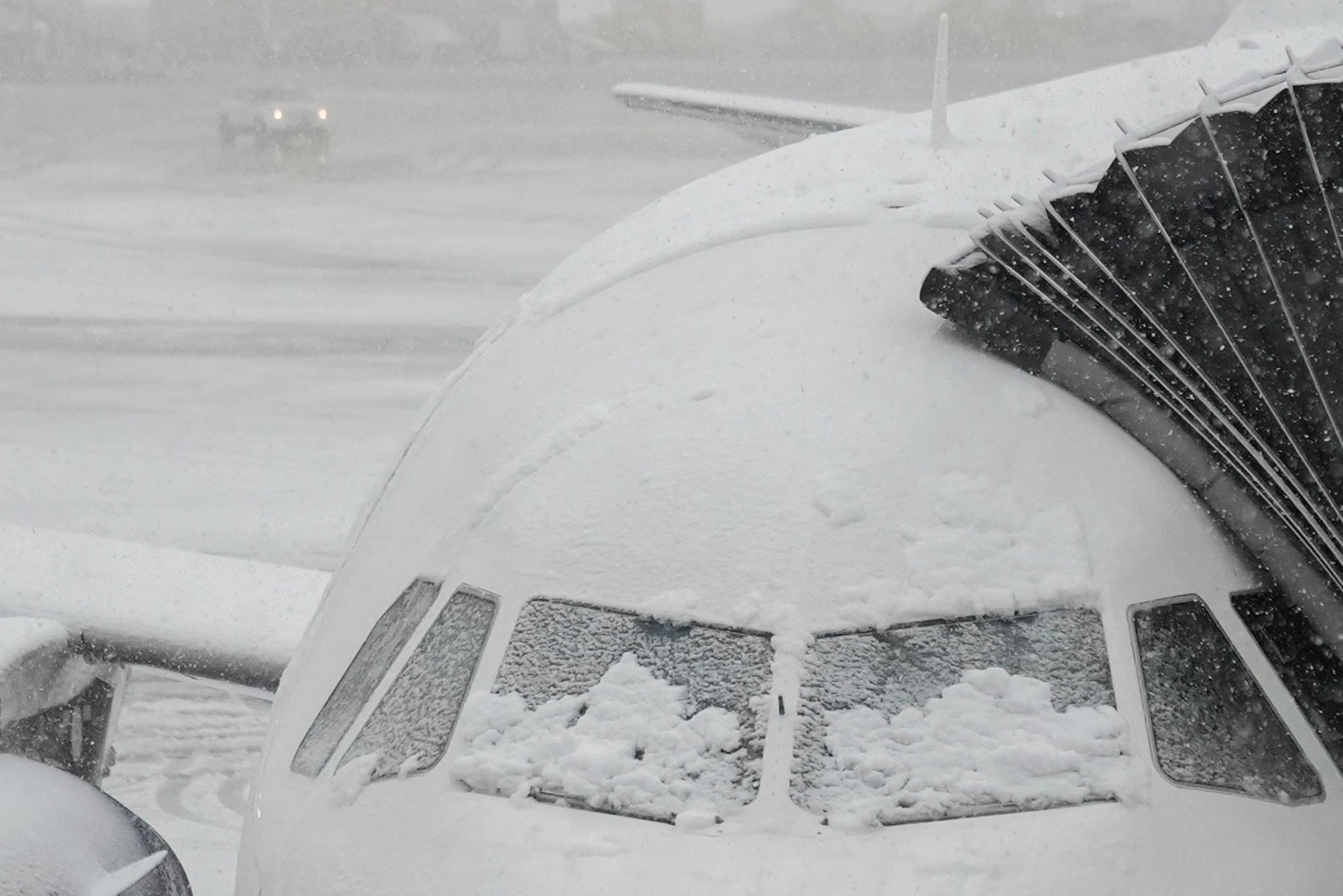 Wintersturm im Nordosten der USA: Hunderte Flüge gestrichen