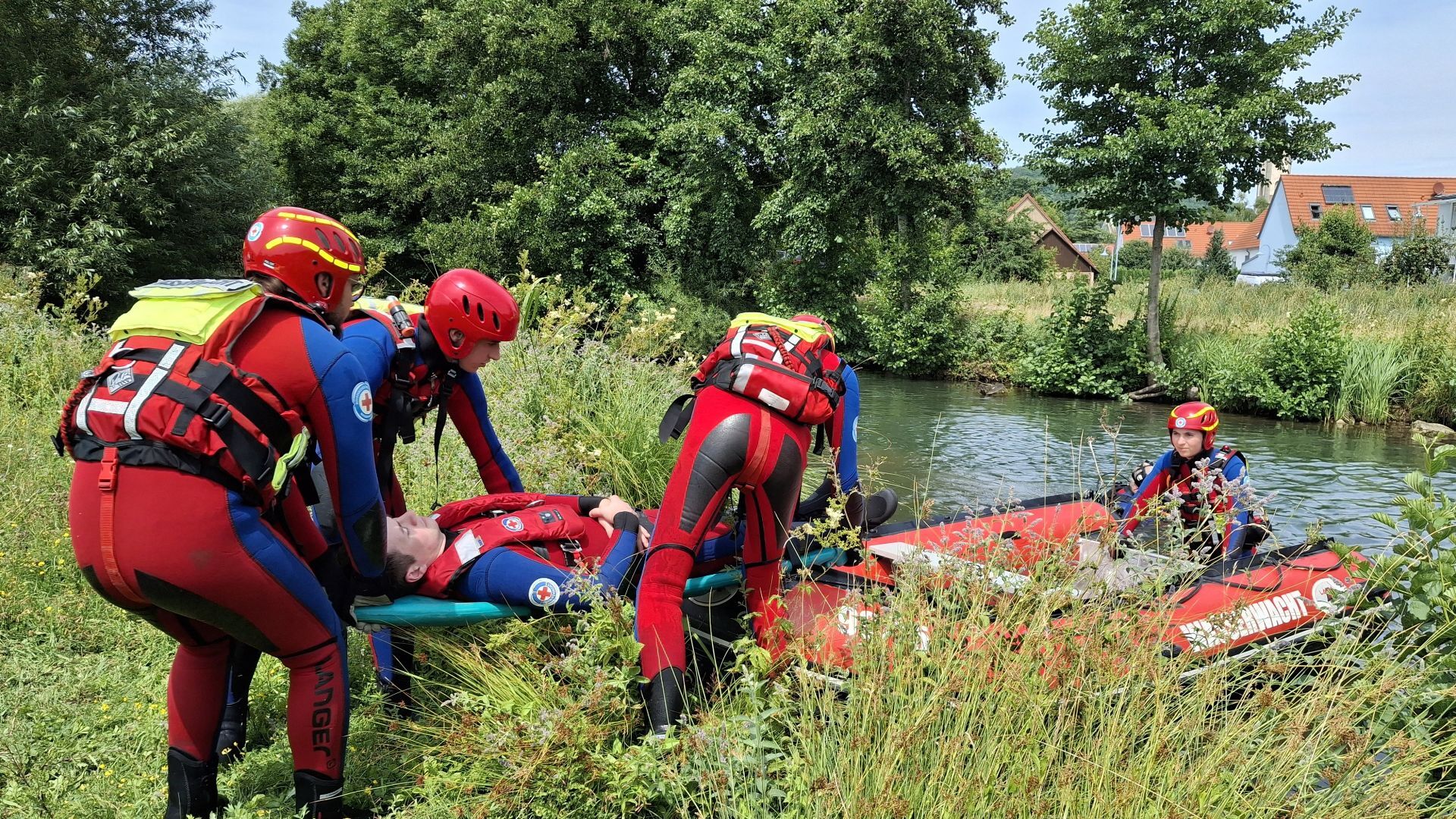 Wasserwacht Ebermannstadt feiert 60 Jahre und blickt auf ein aktives Jahr zurück
