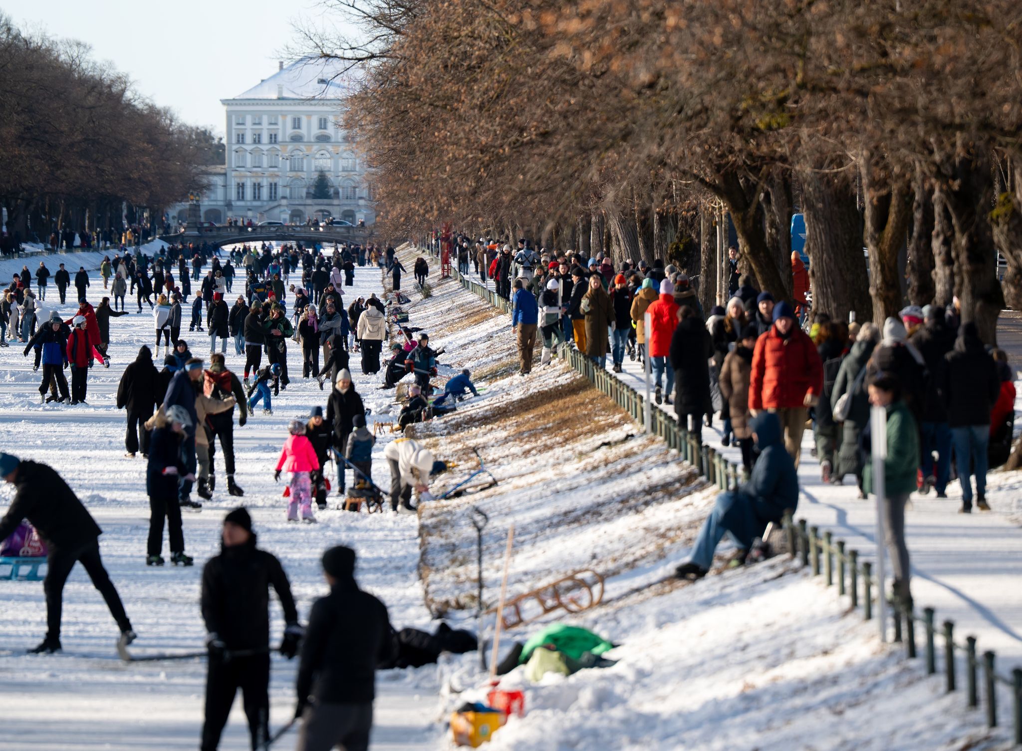 Weiter eisig kaltes Winterwetter in Bayern