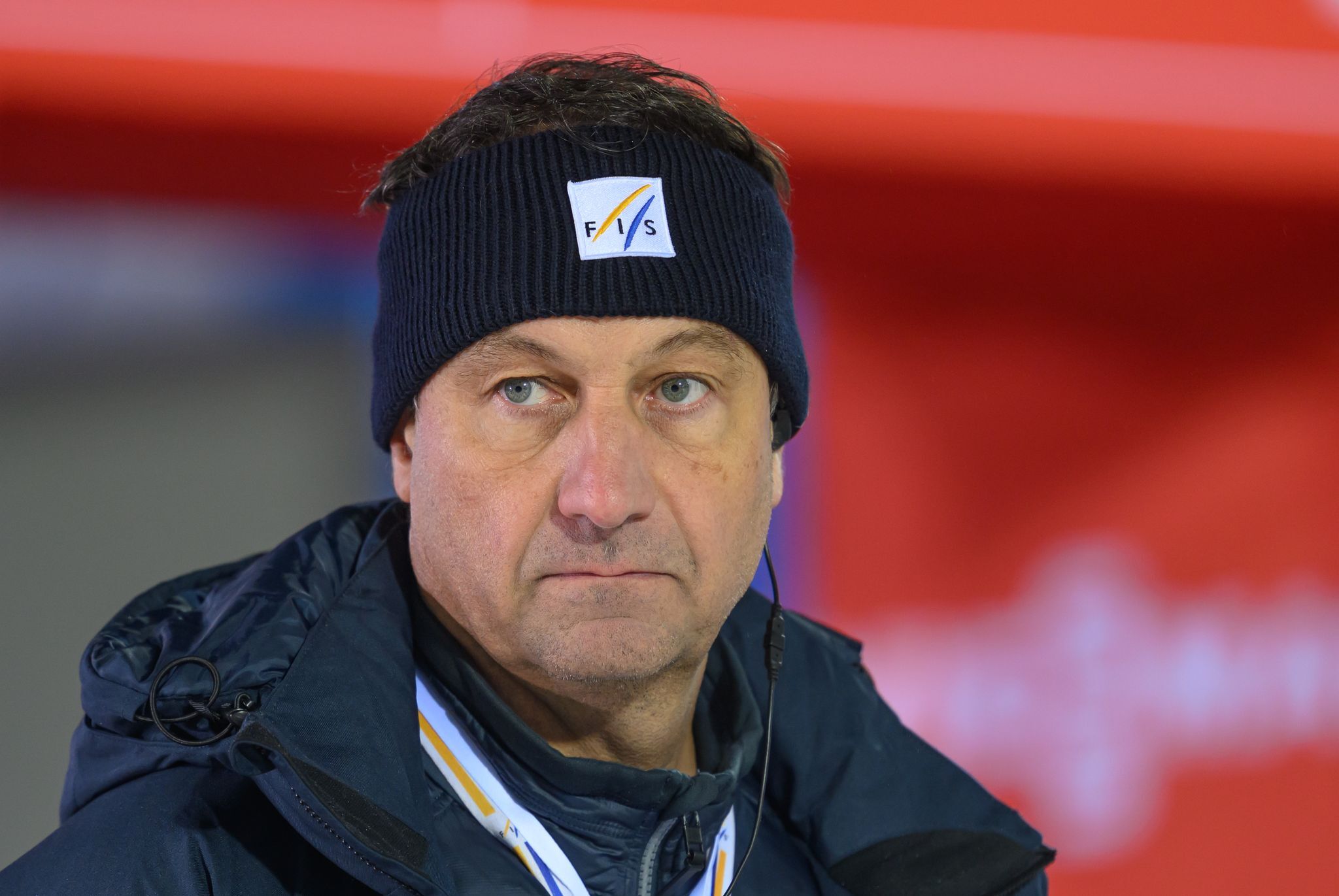 Frauen und Männer auch 26/27 mit getrennten Weltcup-Springen