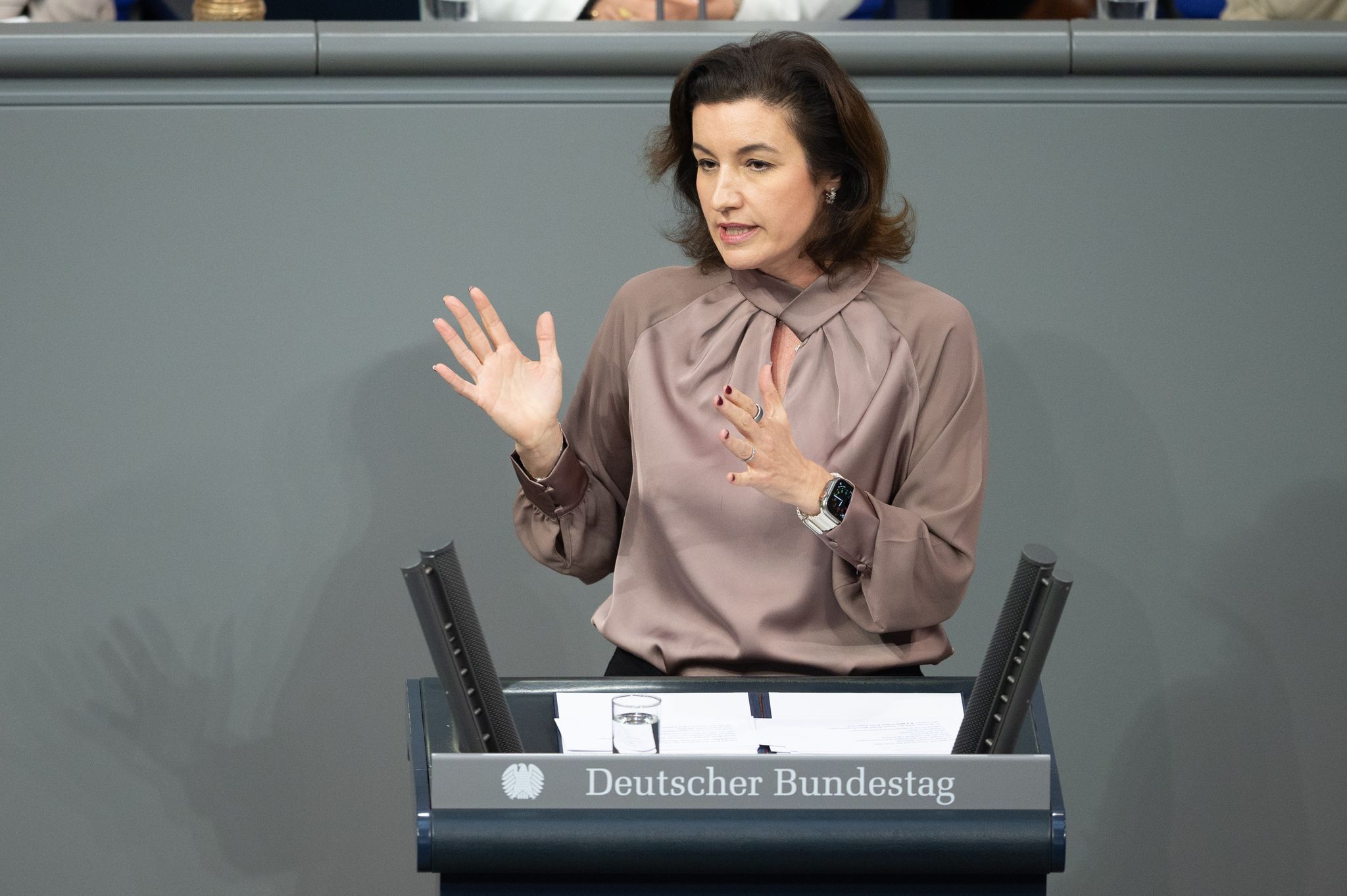 Auch Forschungsministerin Bär sagt für Erhard-Gipfel ab
