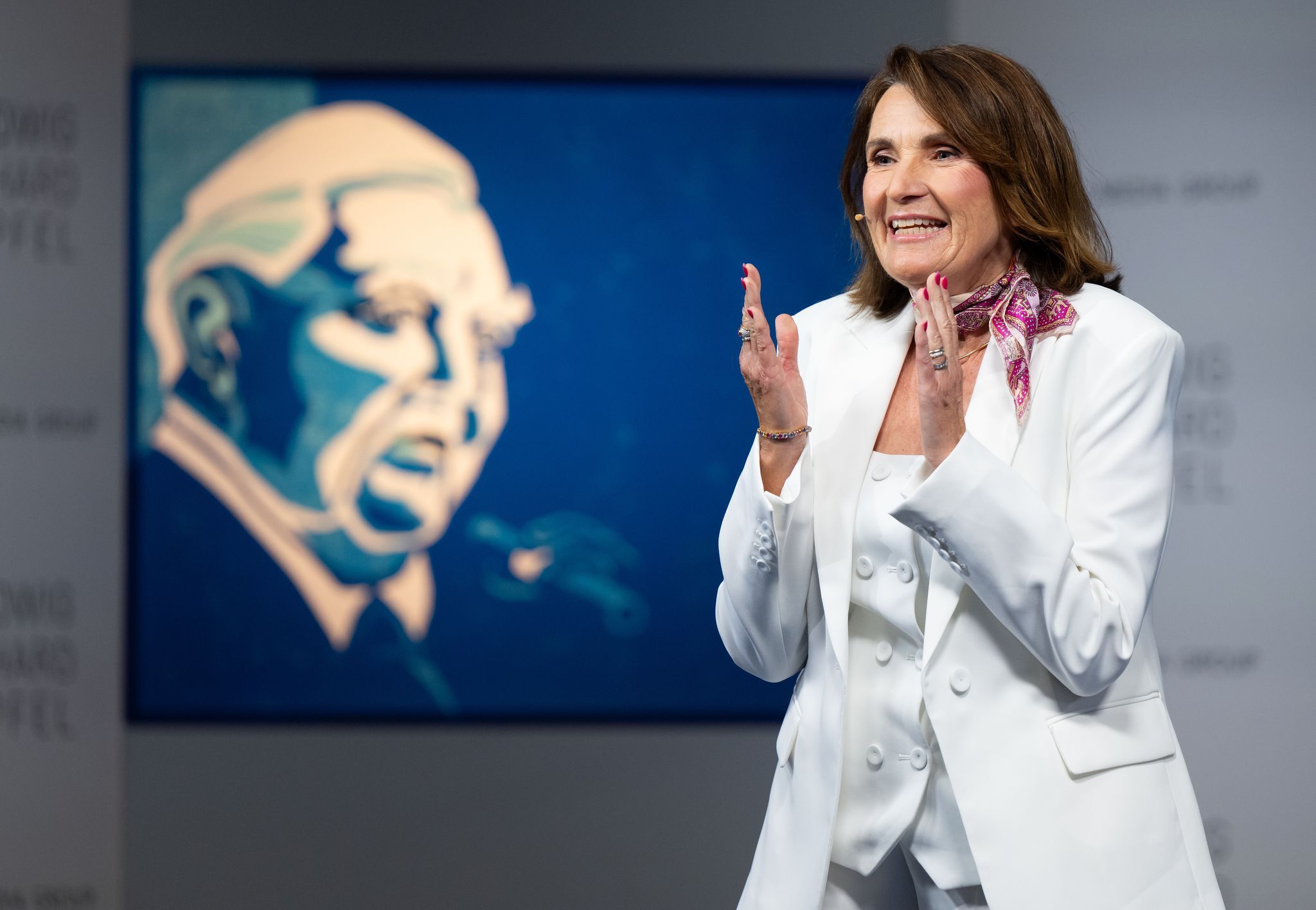 Goetz-Weimer beklagt Diffamierung von Erhard-Gipfel