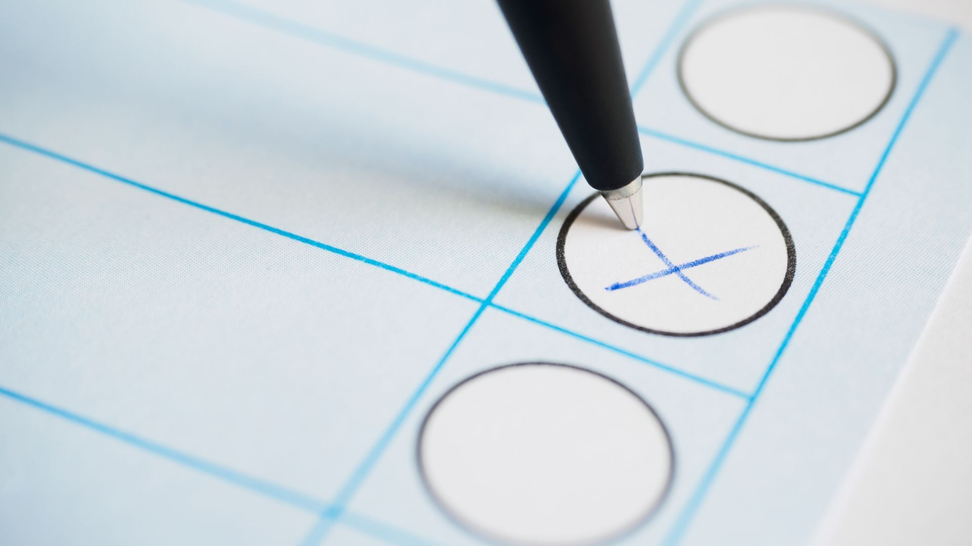 Landrat, Oberbürgermeister, Stadtrat, Kreistag: Entscheidungen der Wahlausschüsse