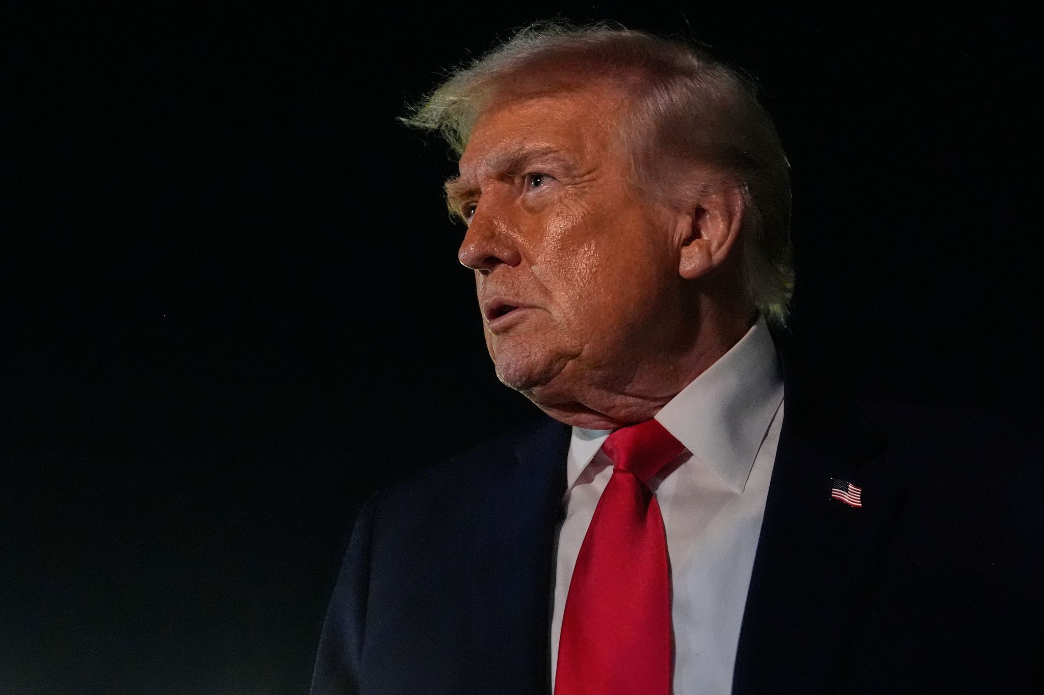 Trumps Flugzeug muss auf dem Weg nach Davos umkehren