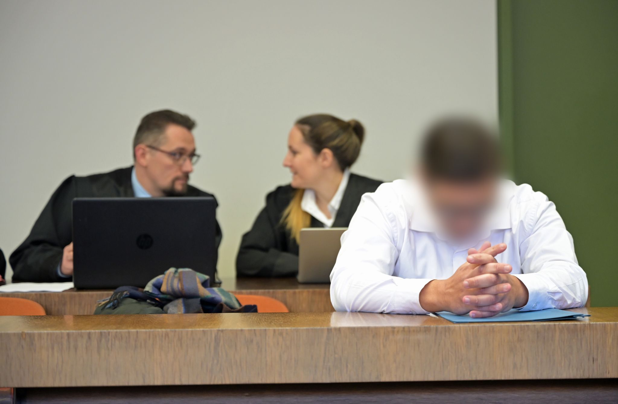 Prozess um versuchten Mord an Frau – Ex-Mann angeklagt