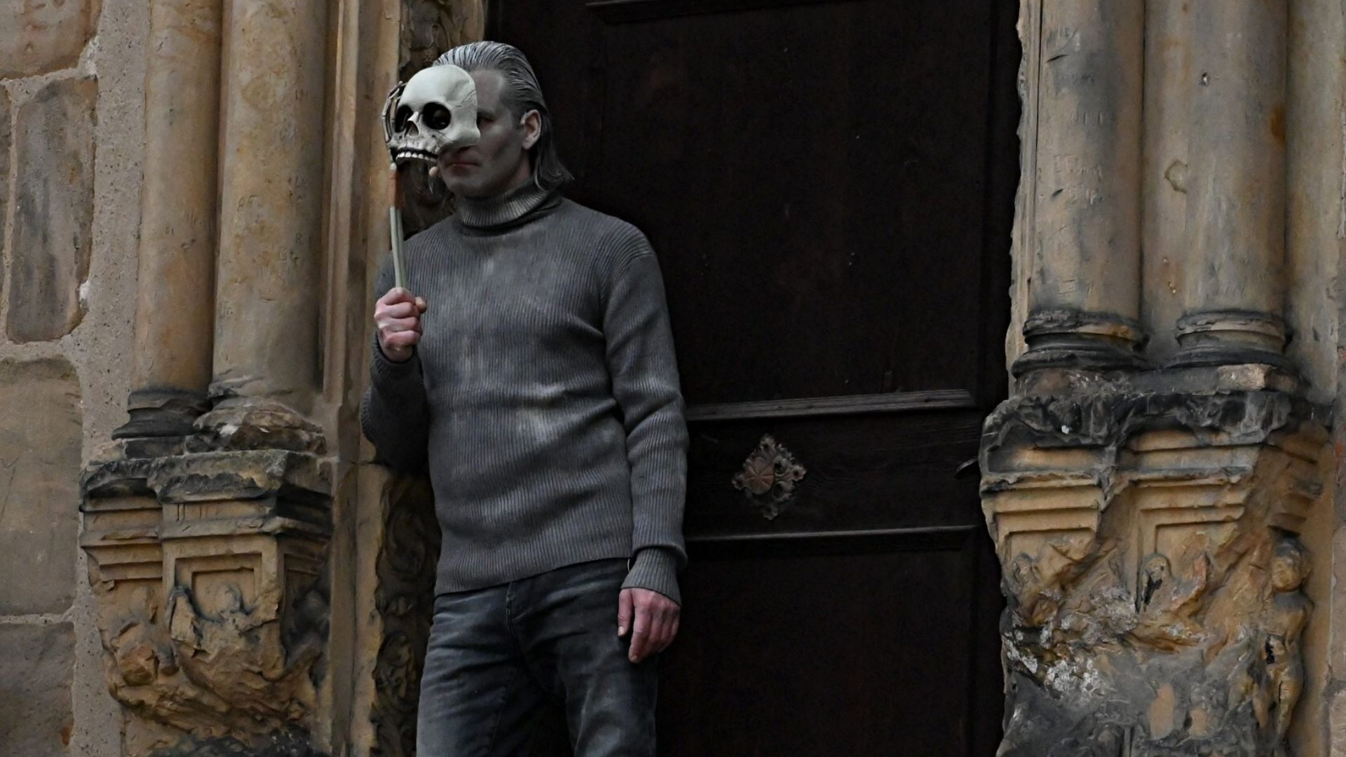 „Totentanz“ Aufführung auf dem Domplatz – „Totentanz“ Festival in der Stadt