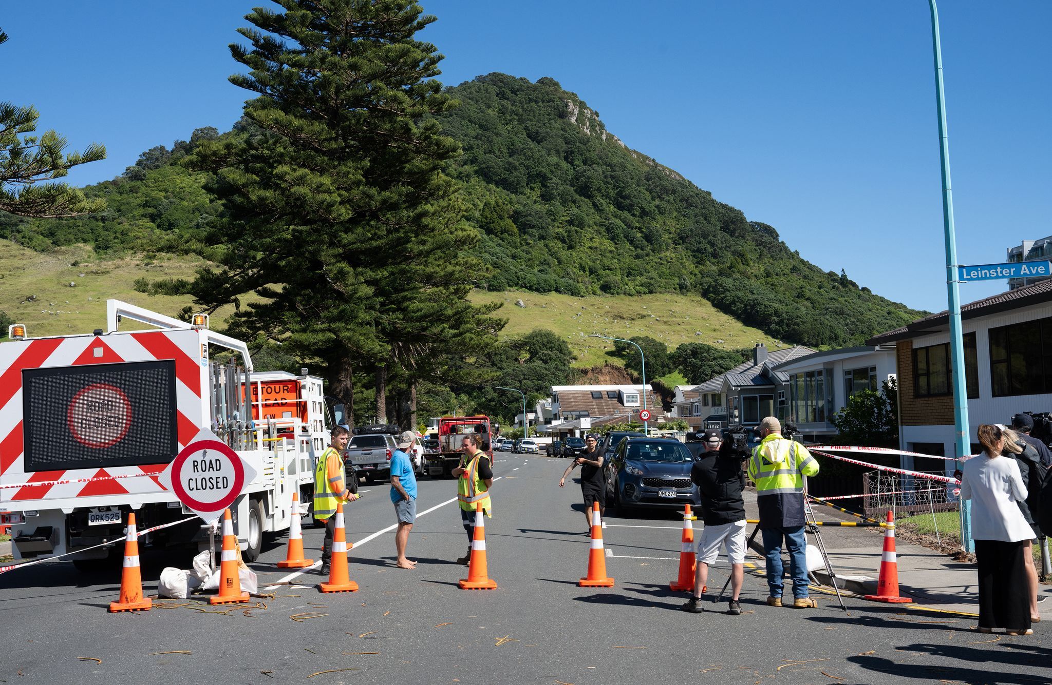 Erdrutsch in Neuseeland: Suche nach verschütteten Campern