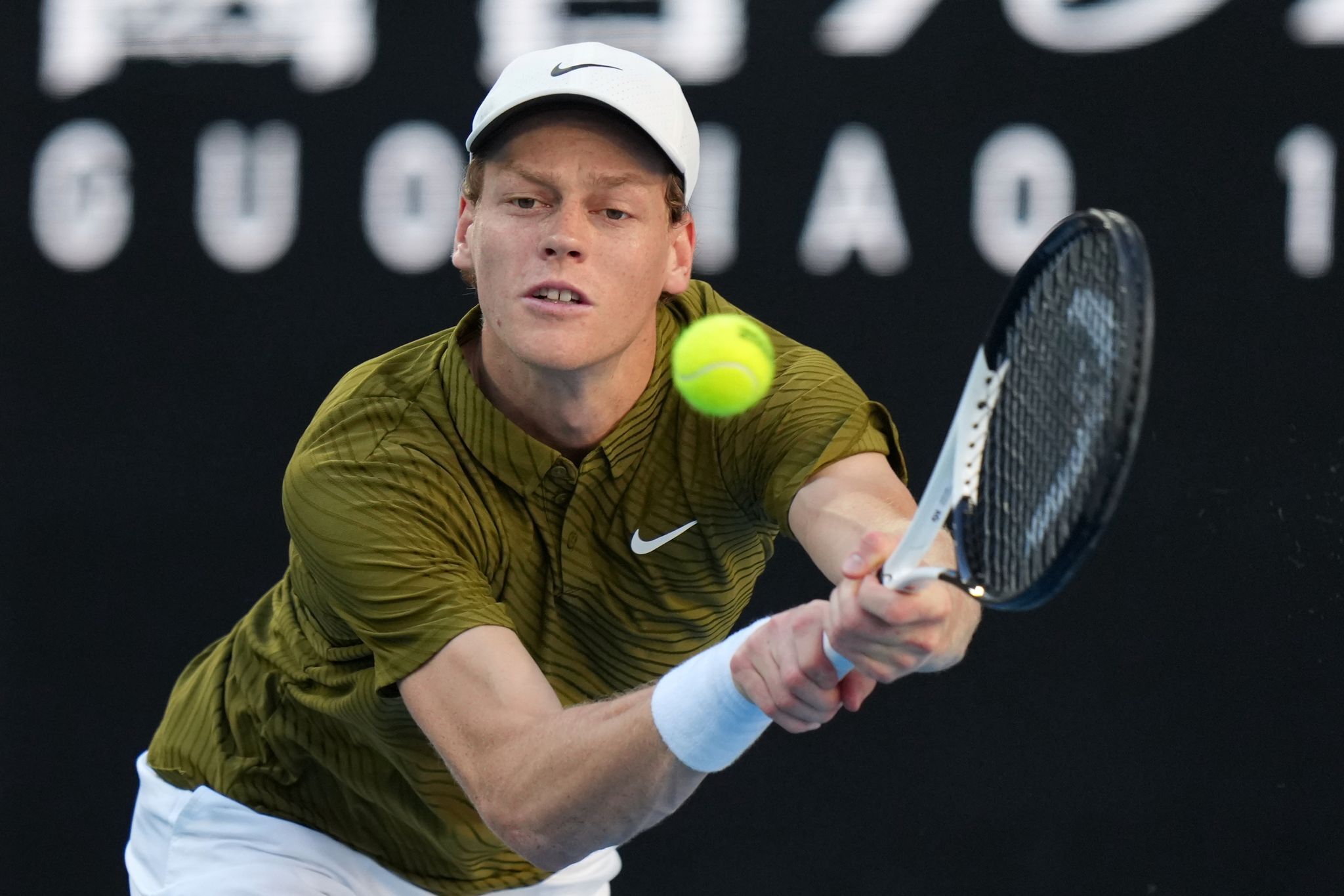 Sinner in Melbourne mühelos im Viertelfinale