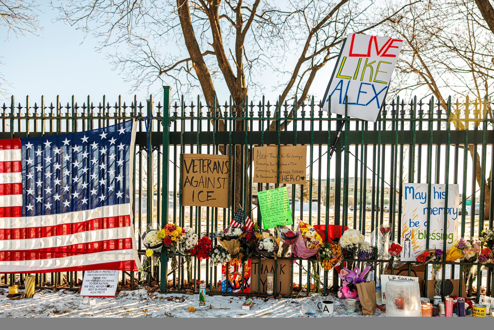 Bericht: Zwei Beamte feuerten Schüsse in Minneapolis ab