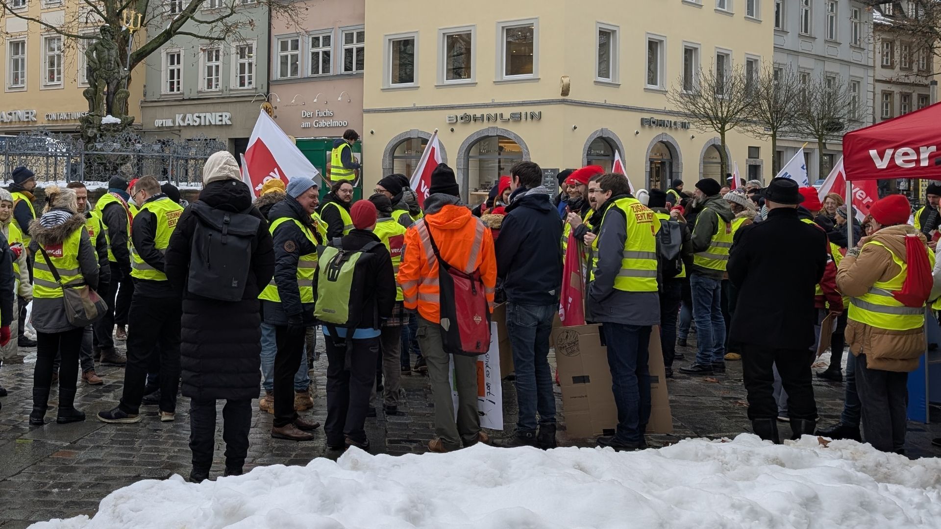 Warnstreik in Bamberg: Beschäftigte fordern mehr Geld und bessere Arbeitsbedingungen