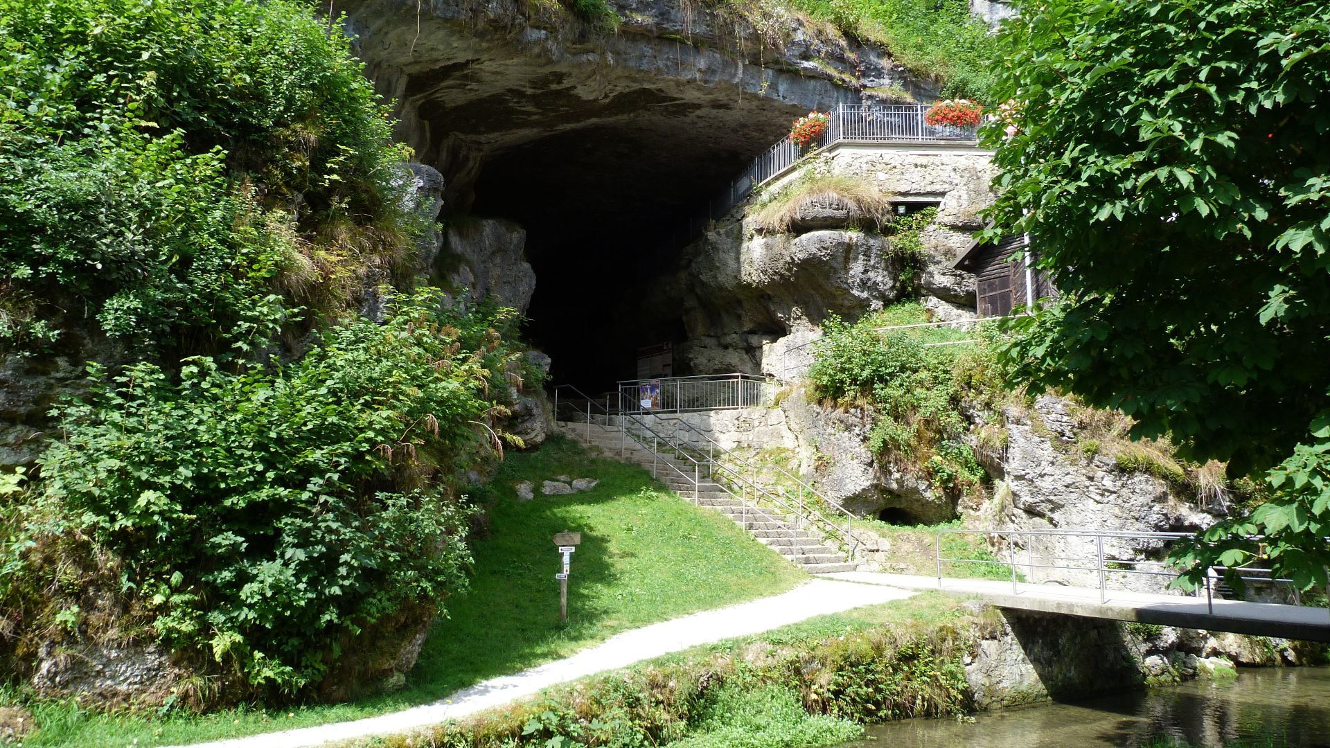 Sanierung der Teufelshöhle offiziell gestartet