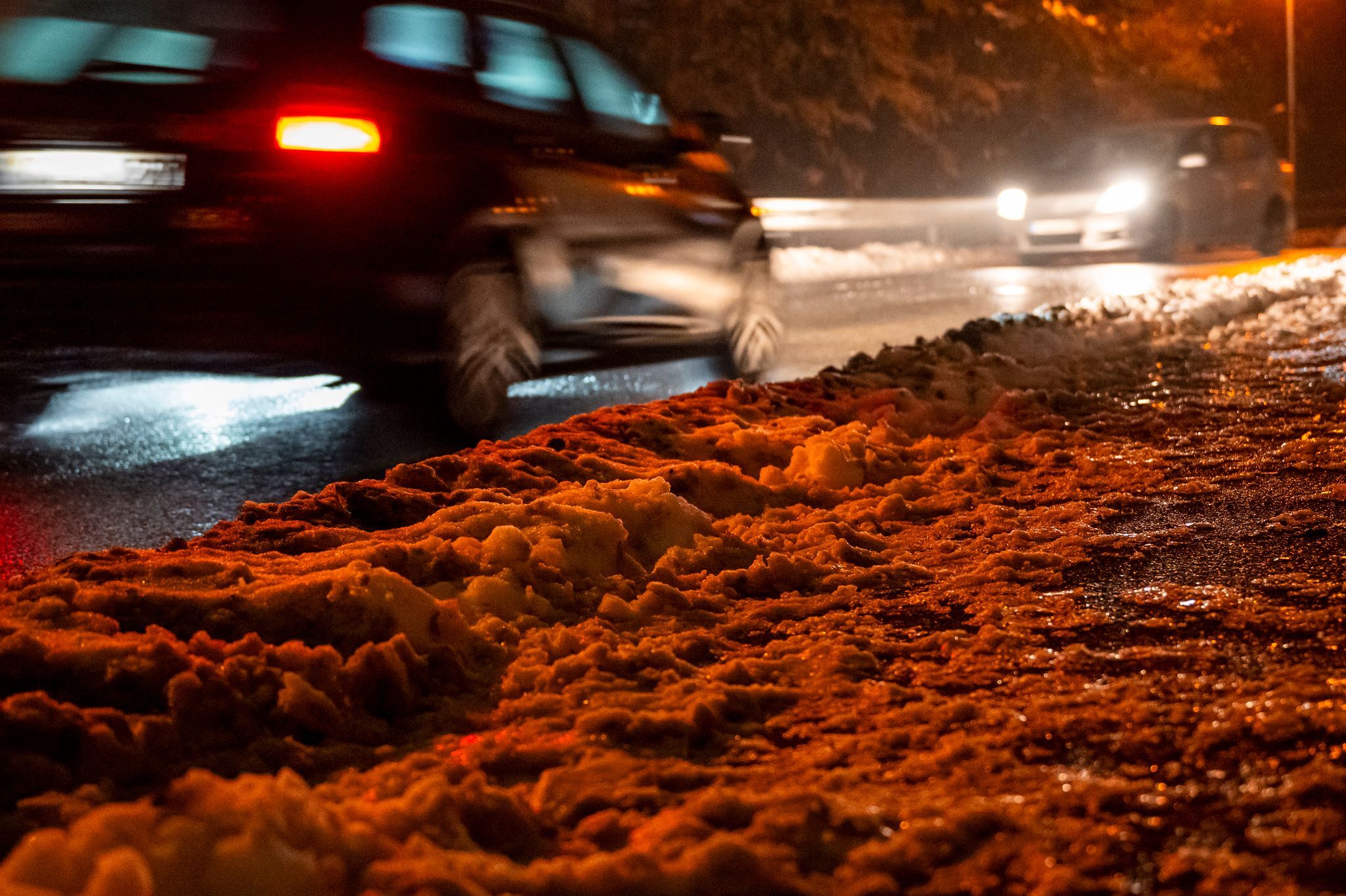 Wetterdienst warnt erneut vor Schnee und Glätte in Bayern