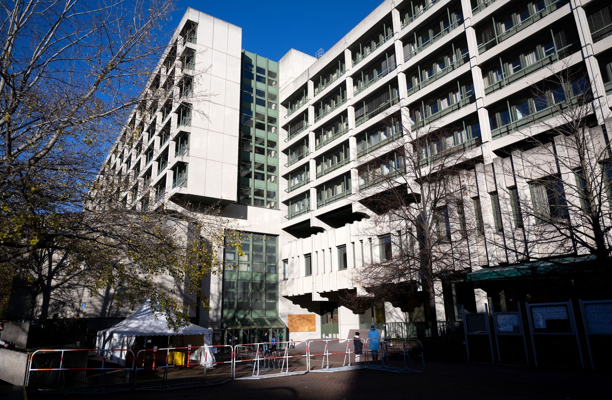 Freundin betäubt und vergewaltigt? – Mordversuch angeklagt