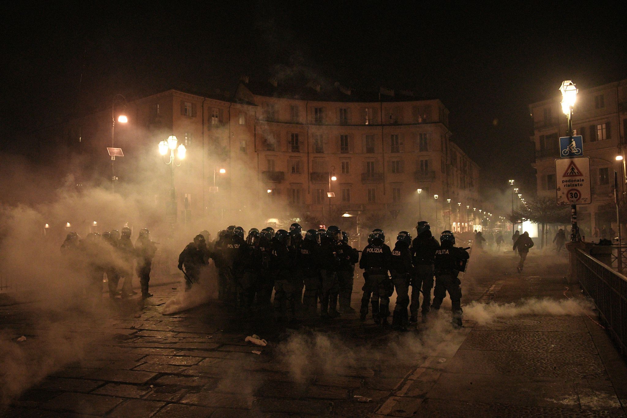 Krawalle in Turin: Verletzte und Festnahmen