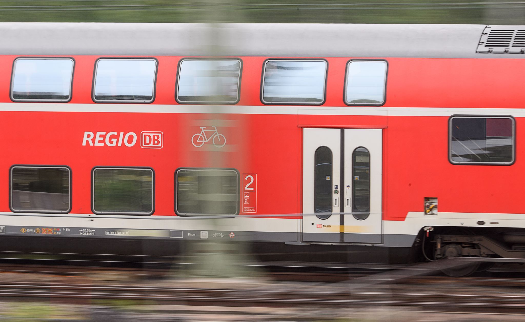 Zugbegleiter stirbt nach Angriff in Regionalexpress