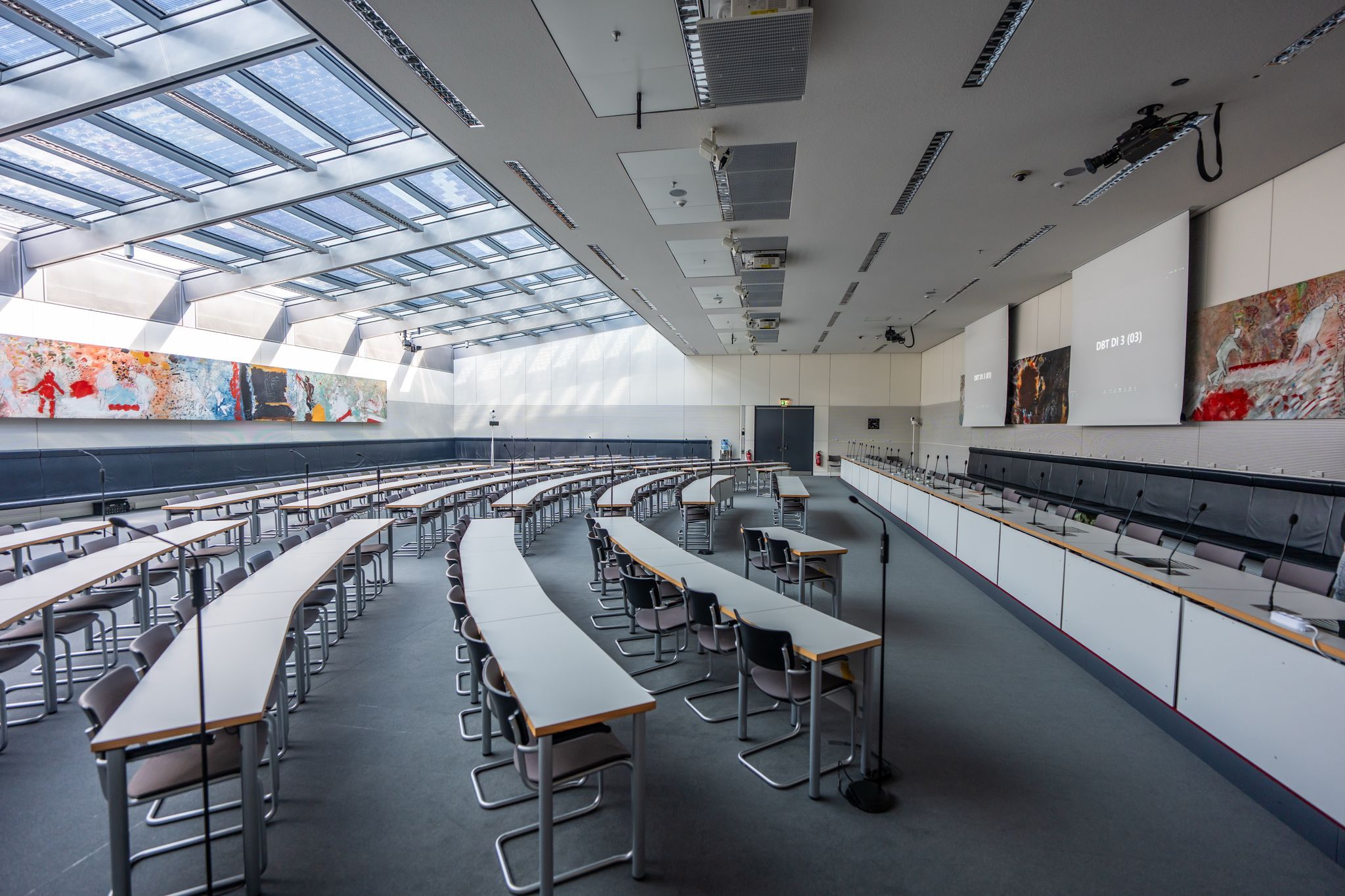 Streit um Sitzungssaal –AfD-Fraktion scheitert in Karlsruhe