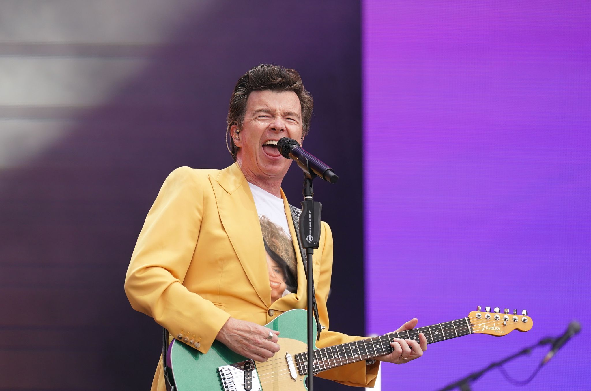 Popstar, Internet-Kultfigur und Rocker: Rick Astley wird 60
