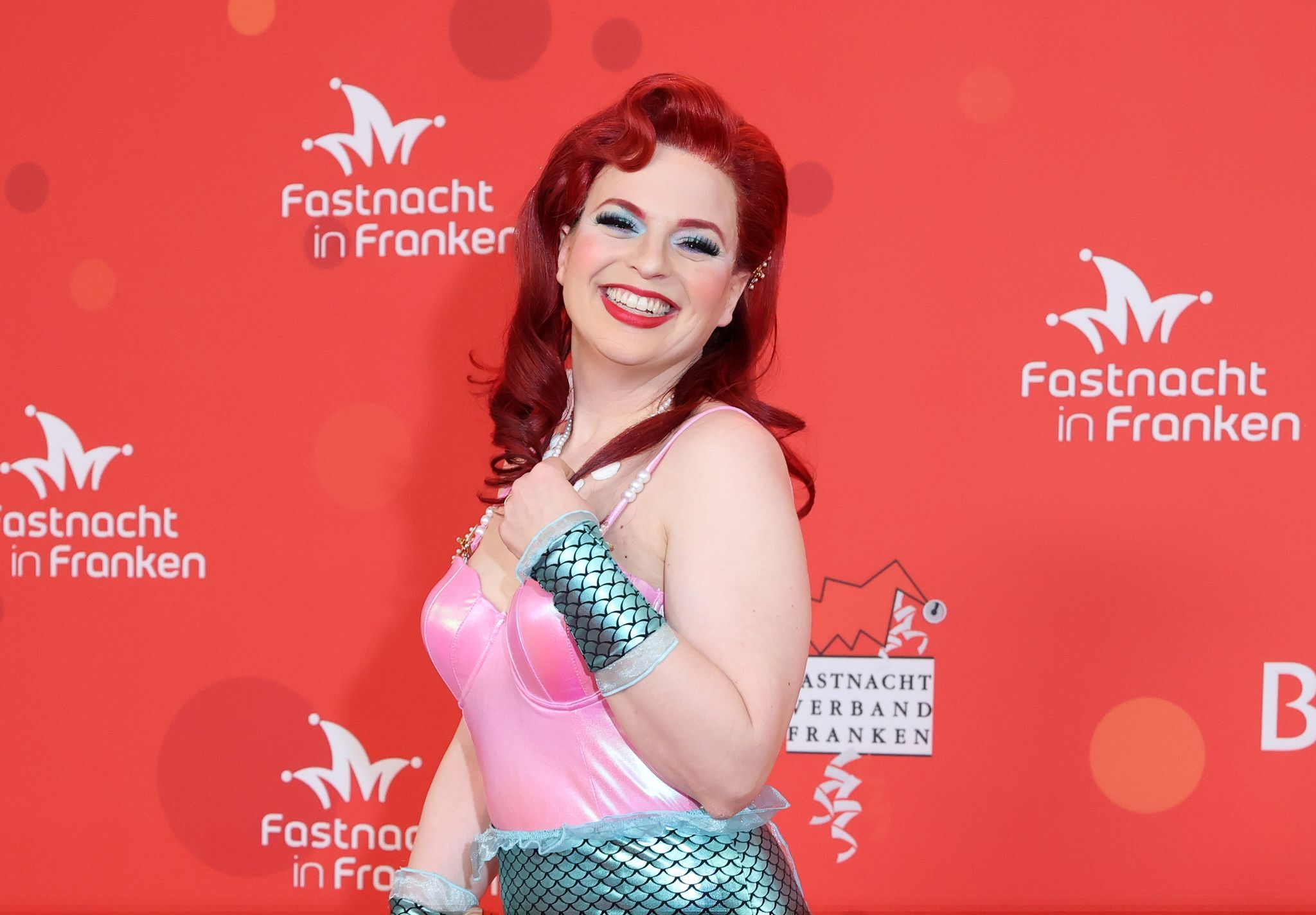 Arielle, Lagerfeld und Trapper – Politiker bei der Fastnacht