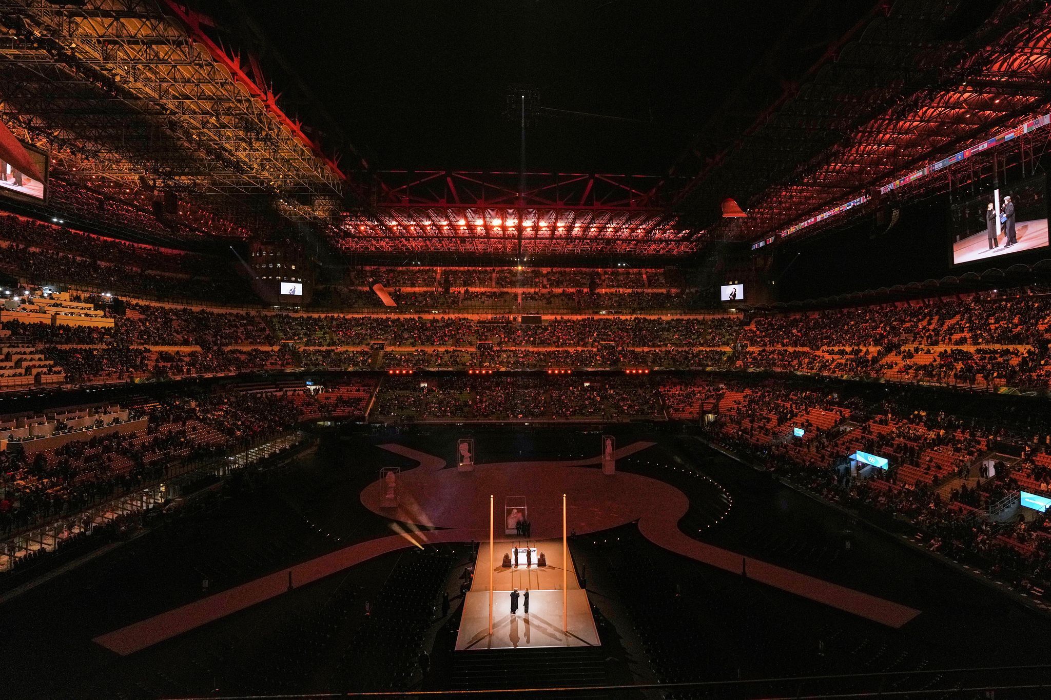 Tribut an Italien: Eröffnungsfeier der Winterspiele beginnt