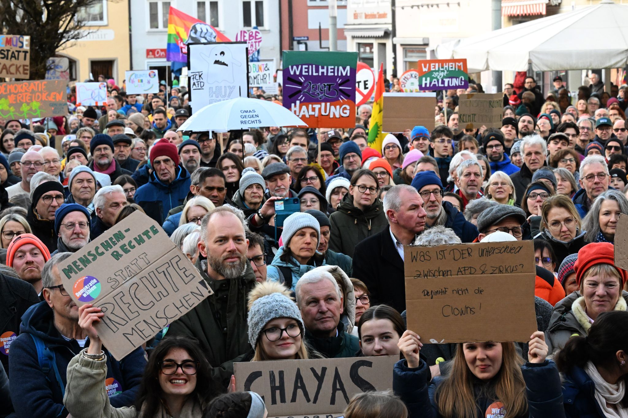 «Kein Popcorn für Nazis» – Demonstration in Weilheim