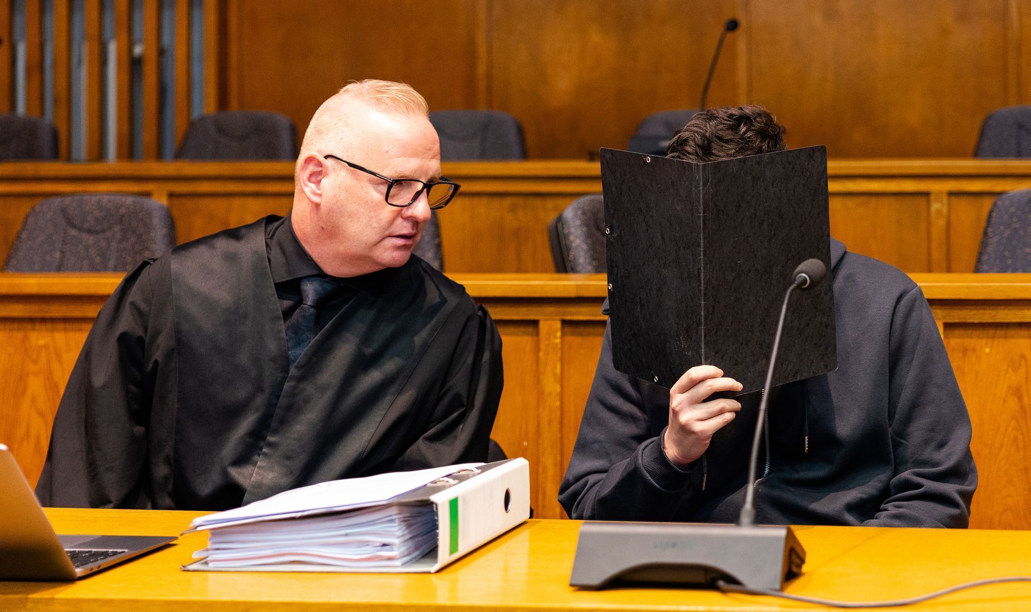 Tödliche Schüsse auf Polizisten – Mordprozess begonnen