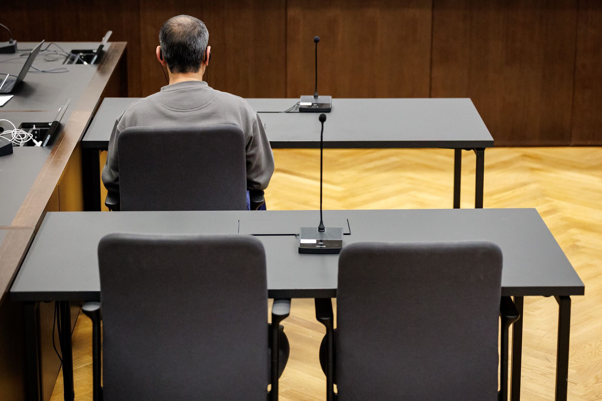 Lebenslange Haft nach Messerangriff auf Cousin gefordert