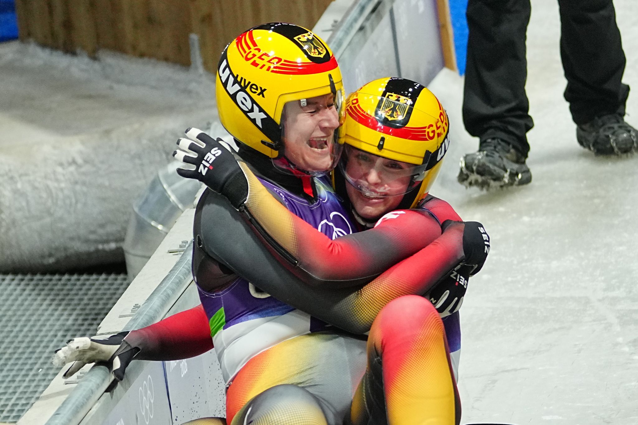 Rodel-Festspiele gehen weiter: Silber und Bronze im Eiskanal