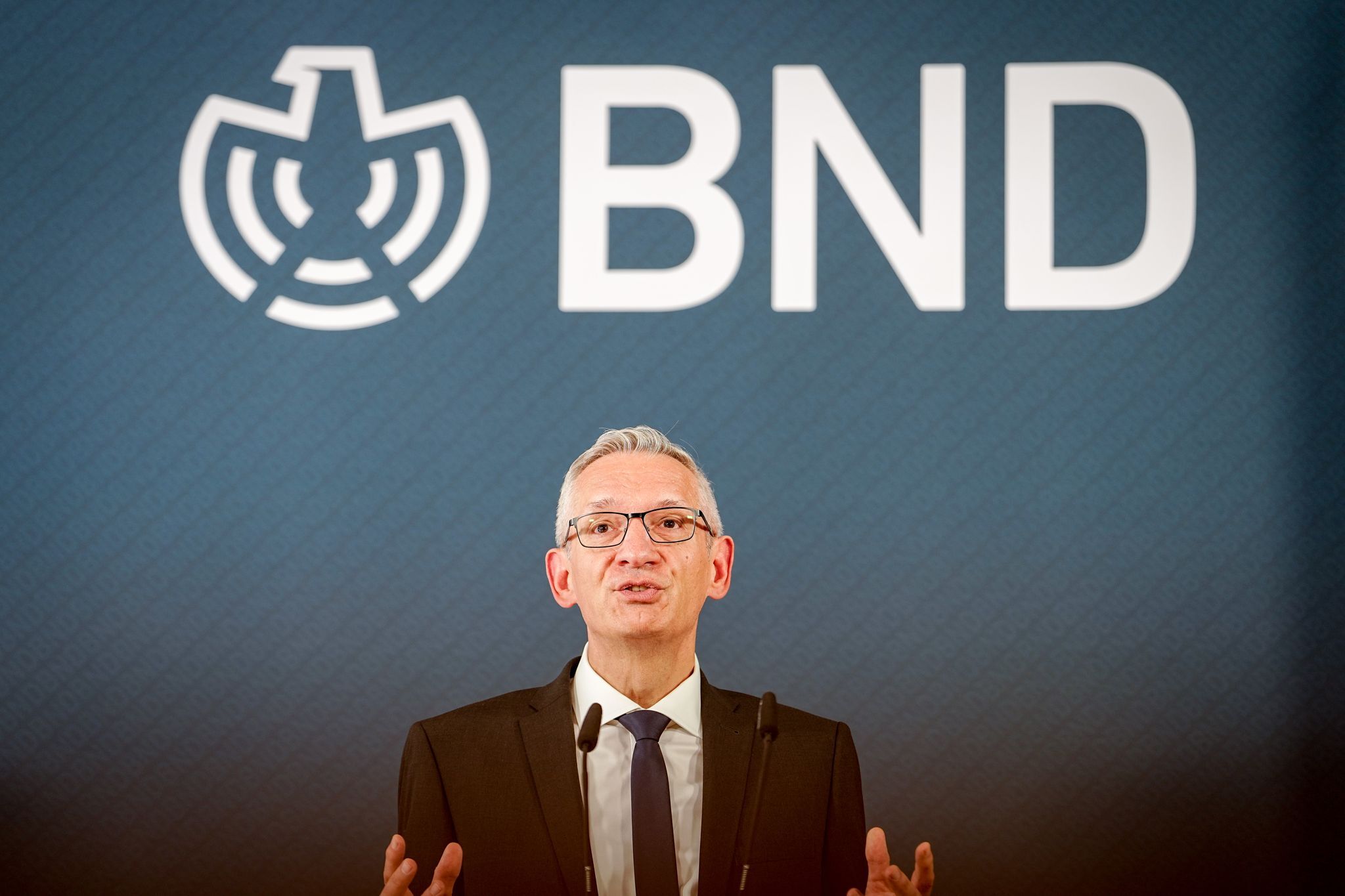 BND-Chef Jäger für schmerzhafte Antwort auf hybride Angriffe