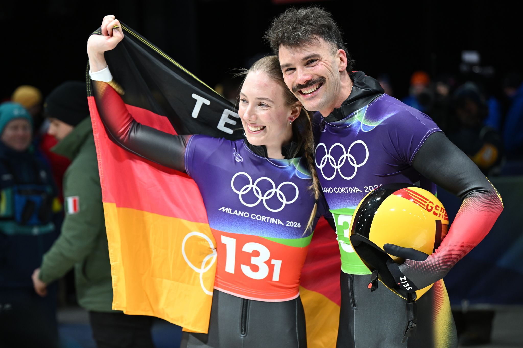 Silber und Bronze für Skeletonis bei der Team-Premiere