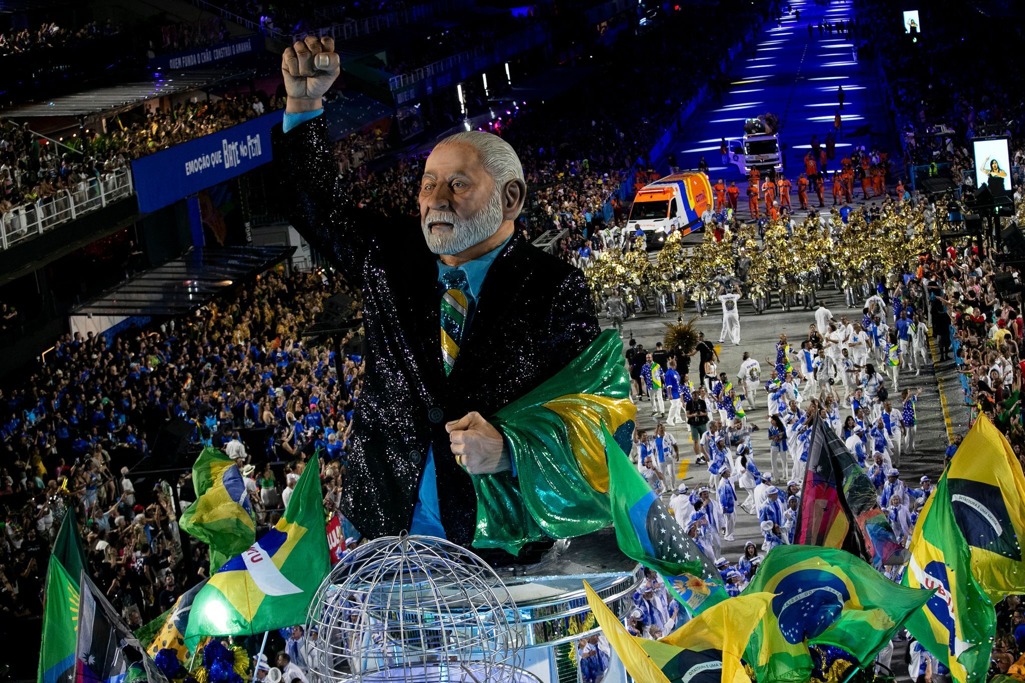 Karneval in Rio: Lula-Hommage löst politische Debatte aus