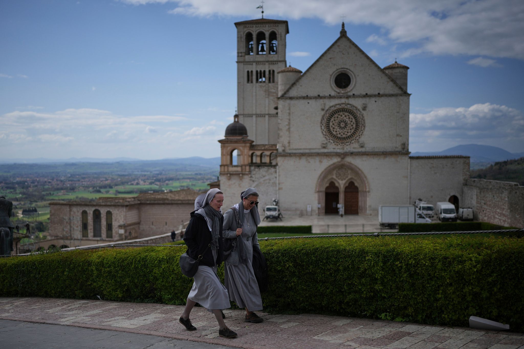 Assisi zeigt erstmals Gebeine des Heiligen Franziskus