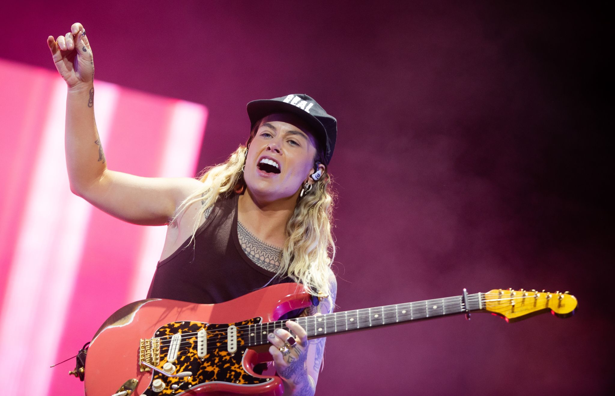 Stimmband-Blutung: Tash Sultana verschiebt Tour
