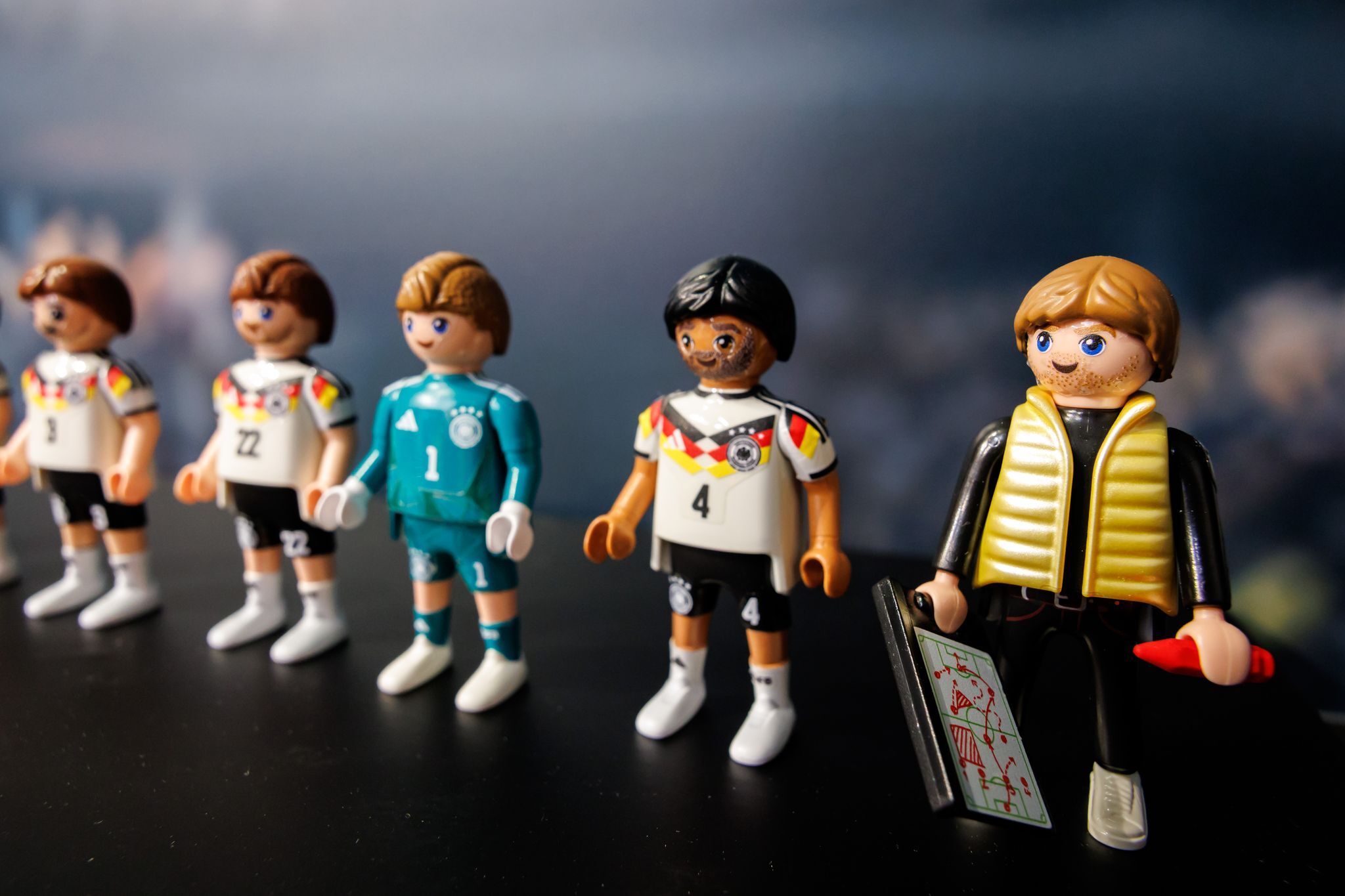 Nagelsmann & Co. zur WM als Playmobil-Figuren