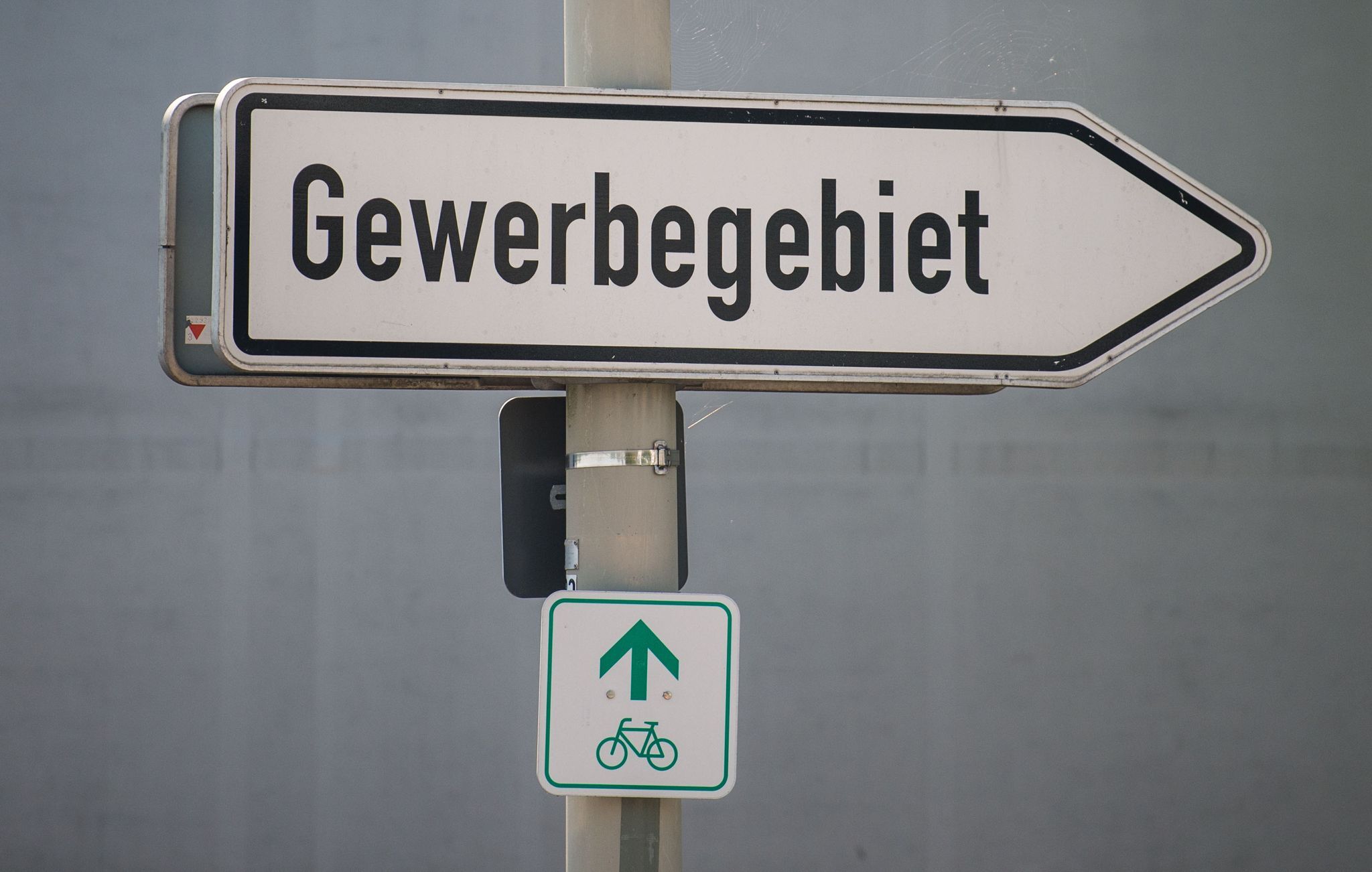 Aufholjagd zum Jahresende – Industrie produziert etwas mehr