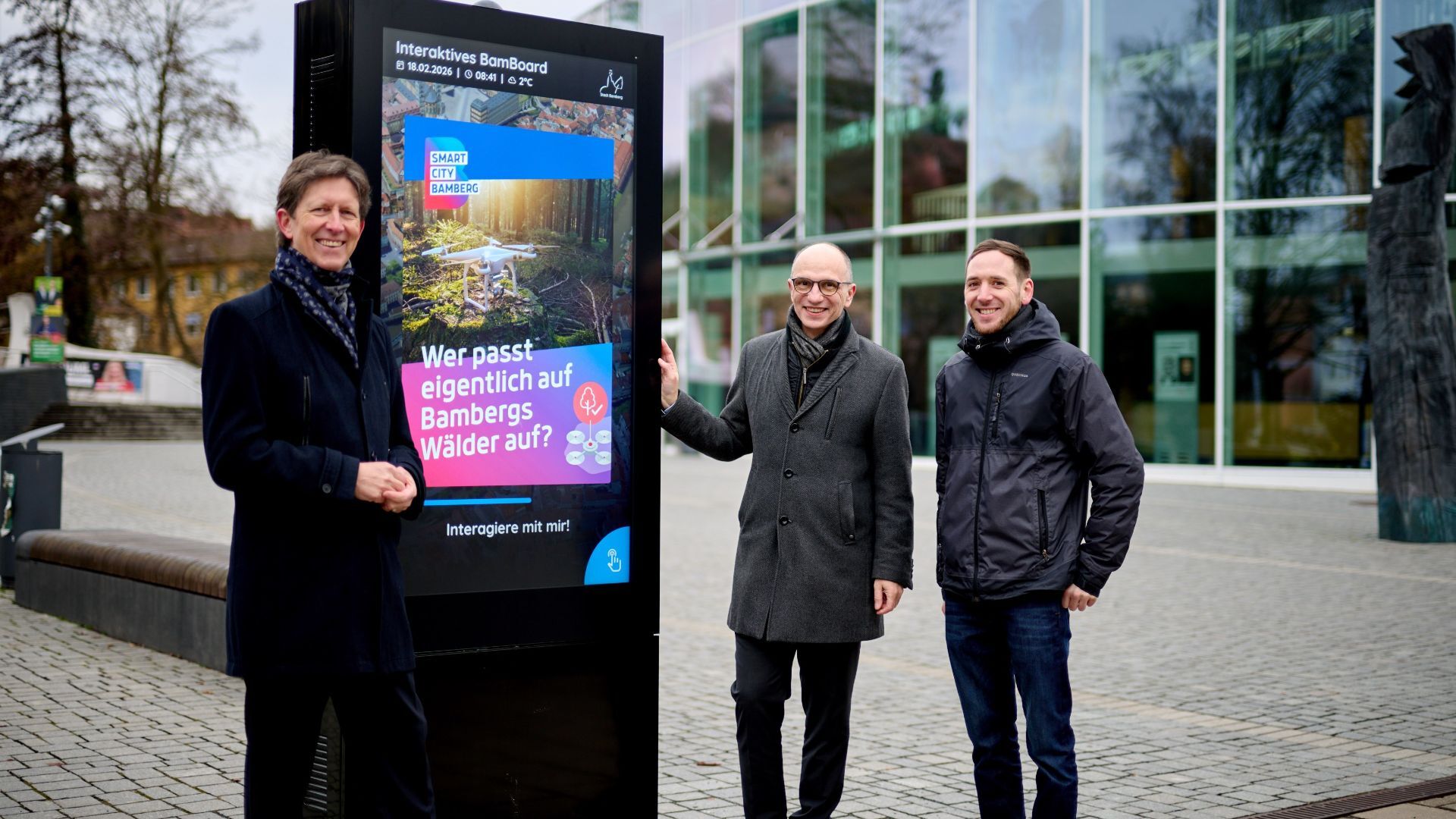 Bamberg setzt auf digitale Infostelen: BamBoards informieren in Echtzeit