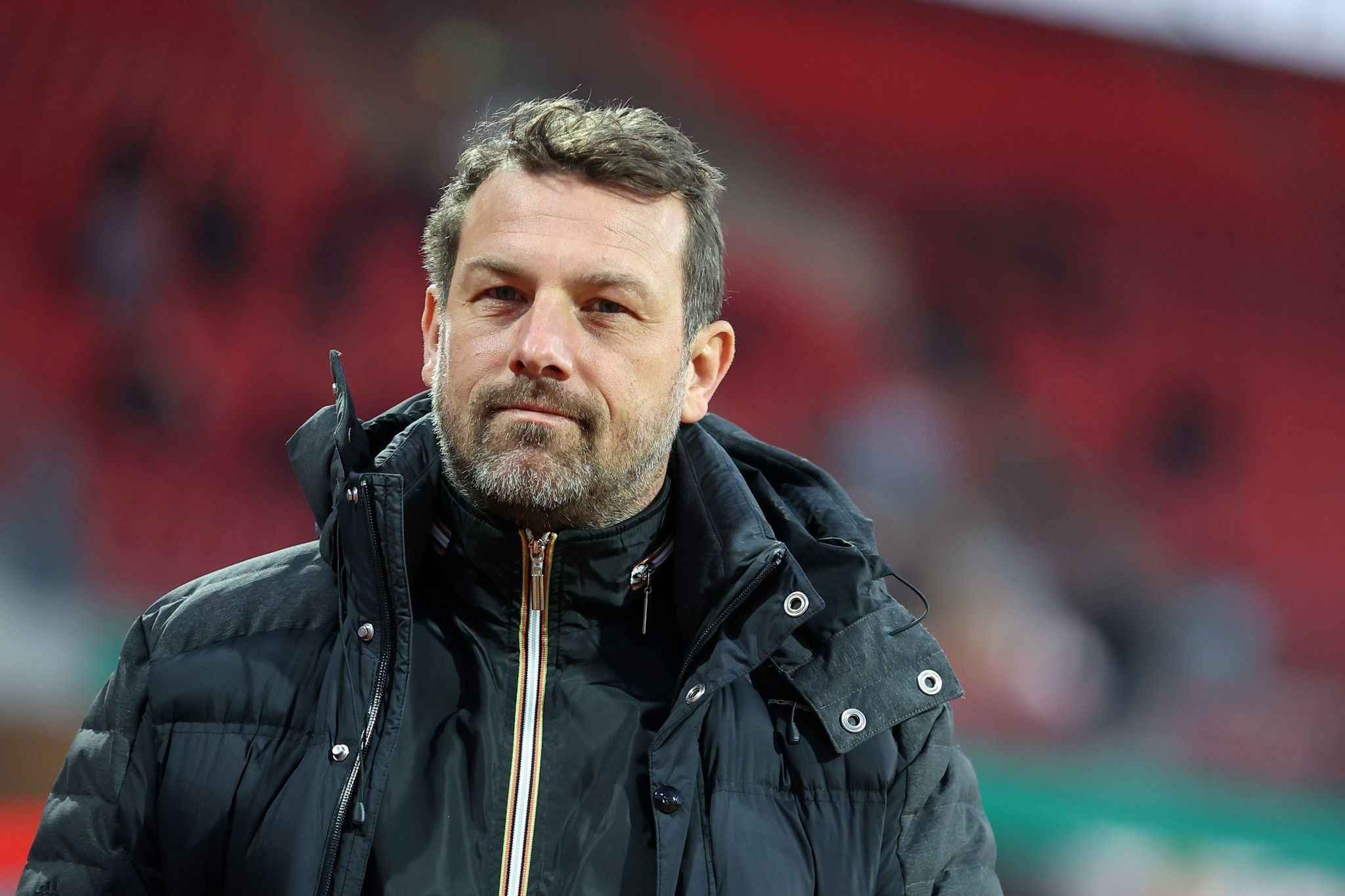 Weinzierl kritisiert Augsburg für Umgang mit Trainern