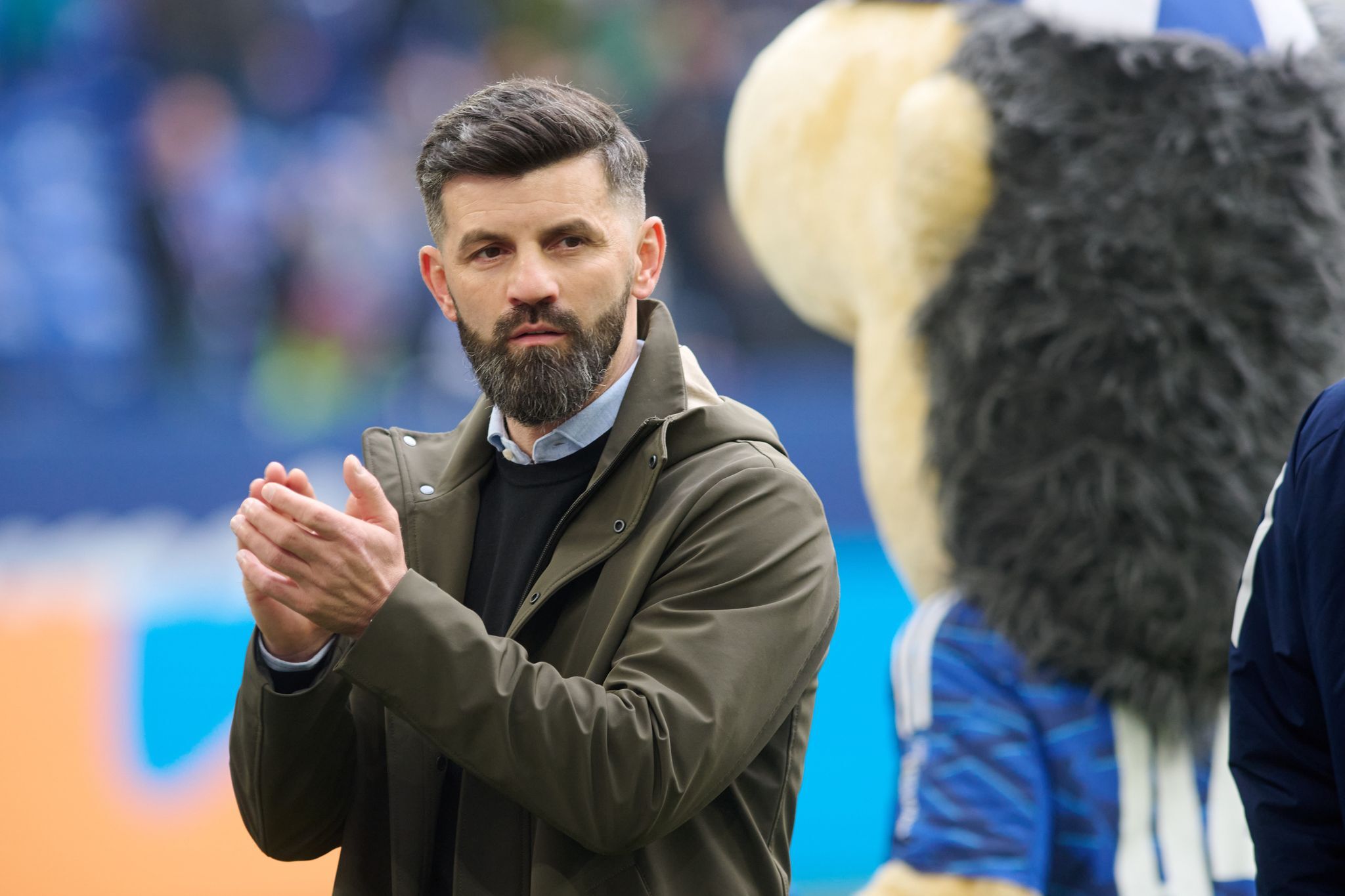 Schalke bangt um Torhüter Karius – «Hat immer noch Rücken»